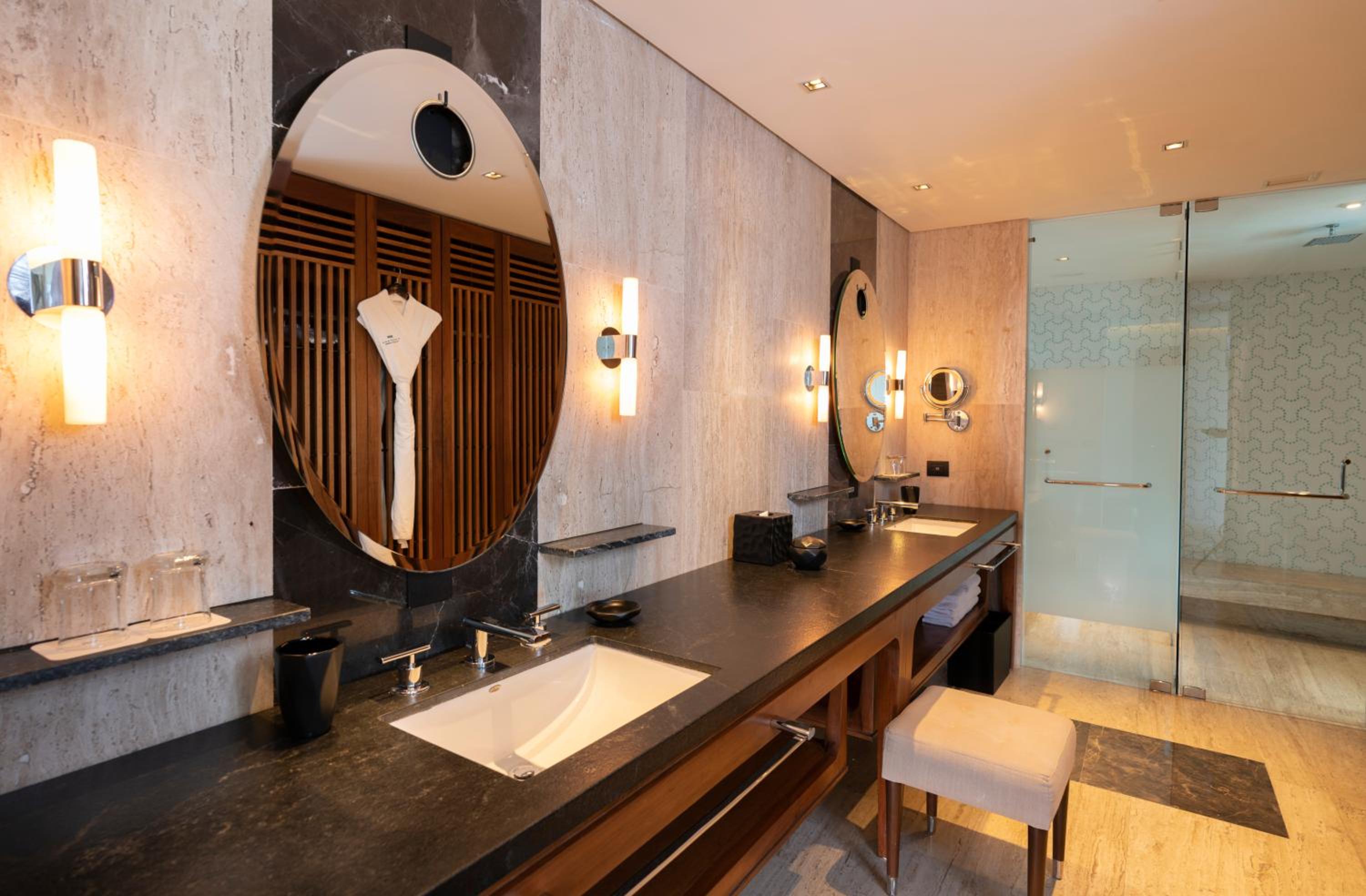 Urban Suite - Downtown House