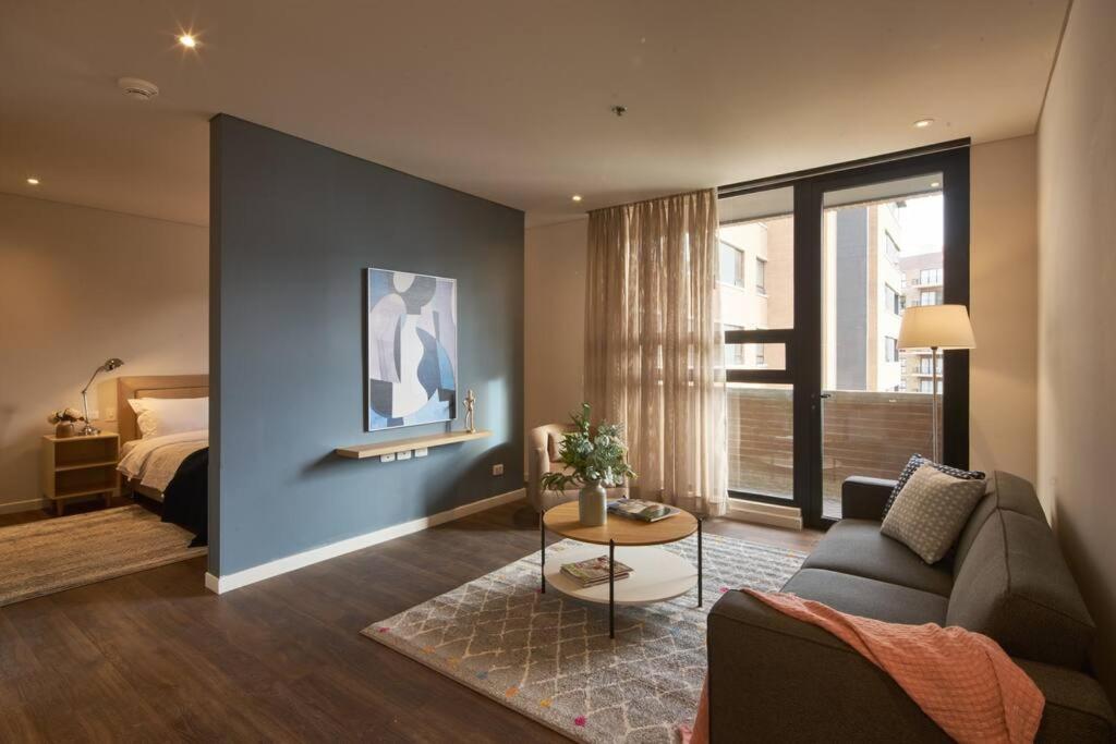 Apartment photo 2