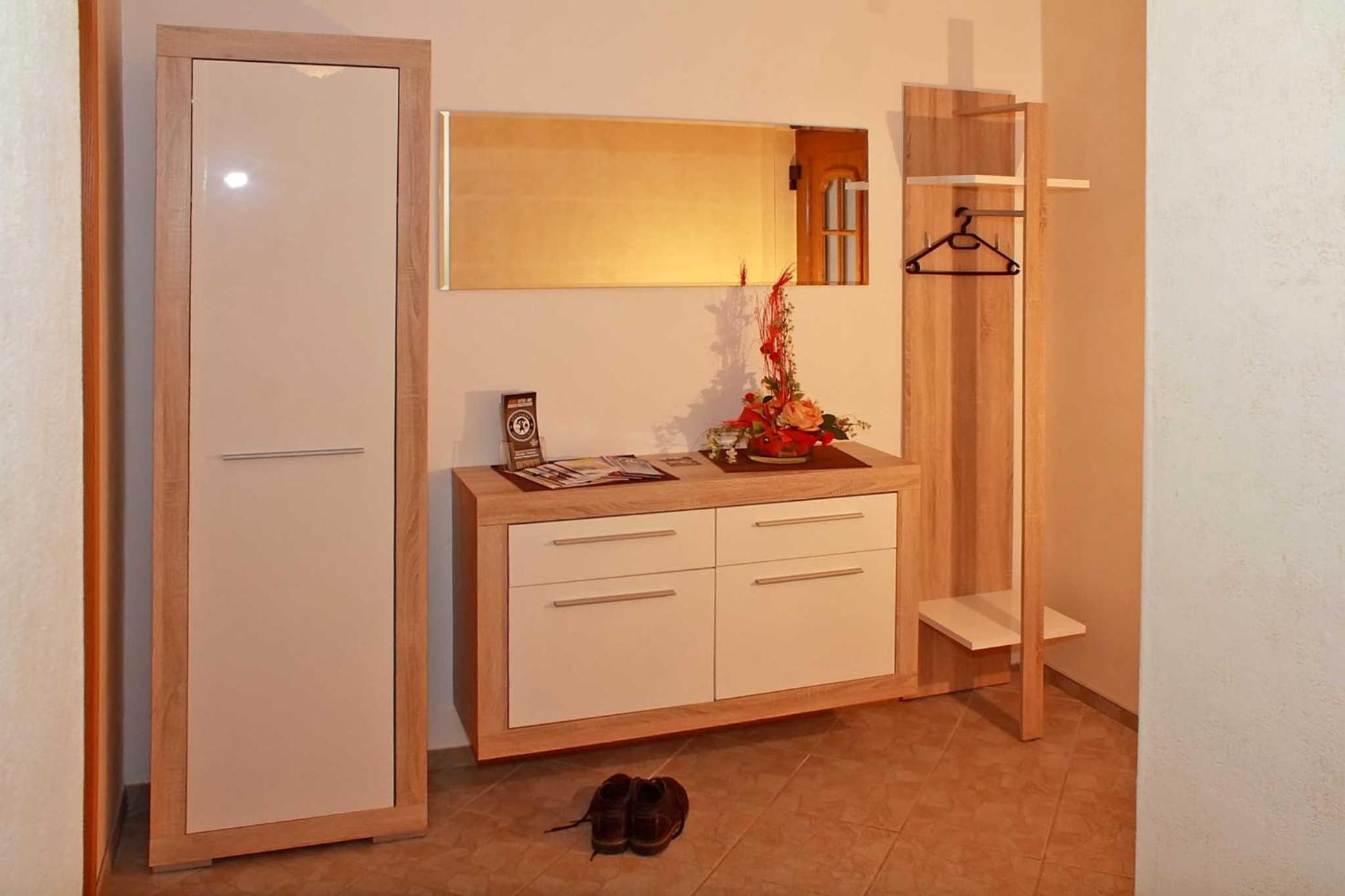 Two-Bedroom Apartment Souterrain photo 3