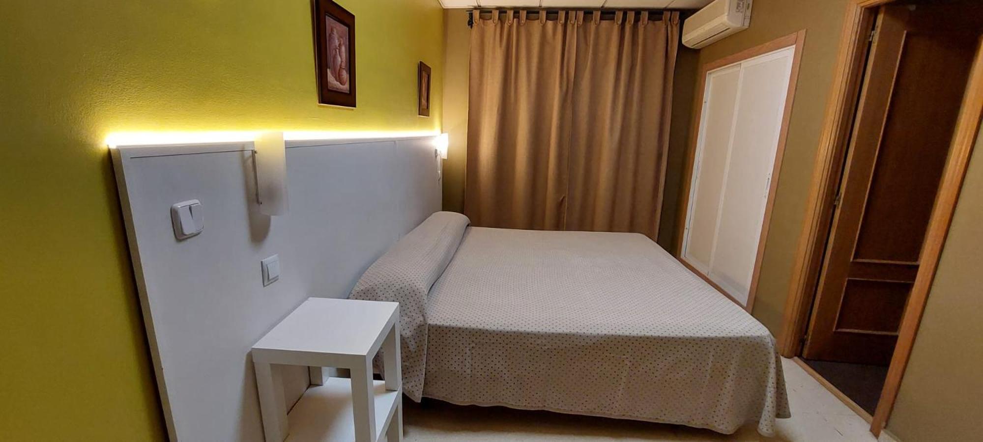 Standard Double Room - Photo 4