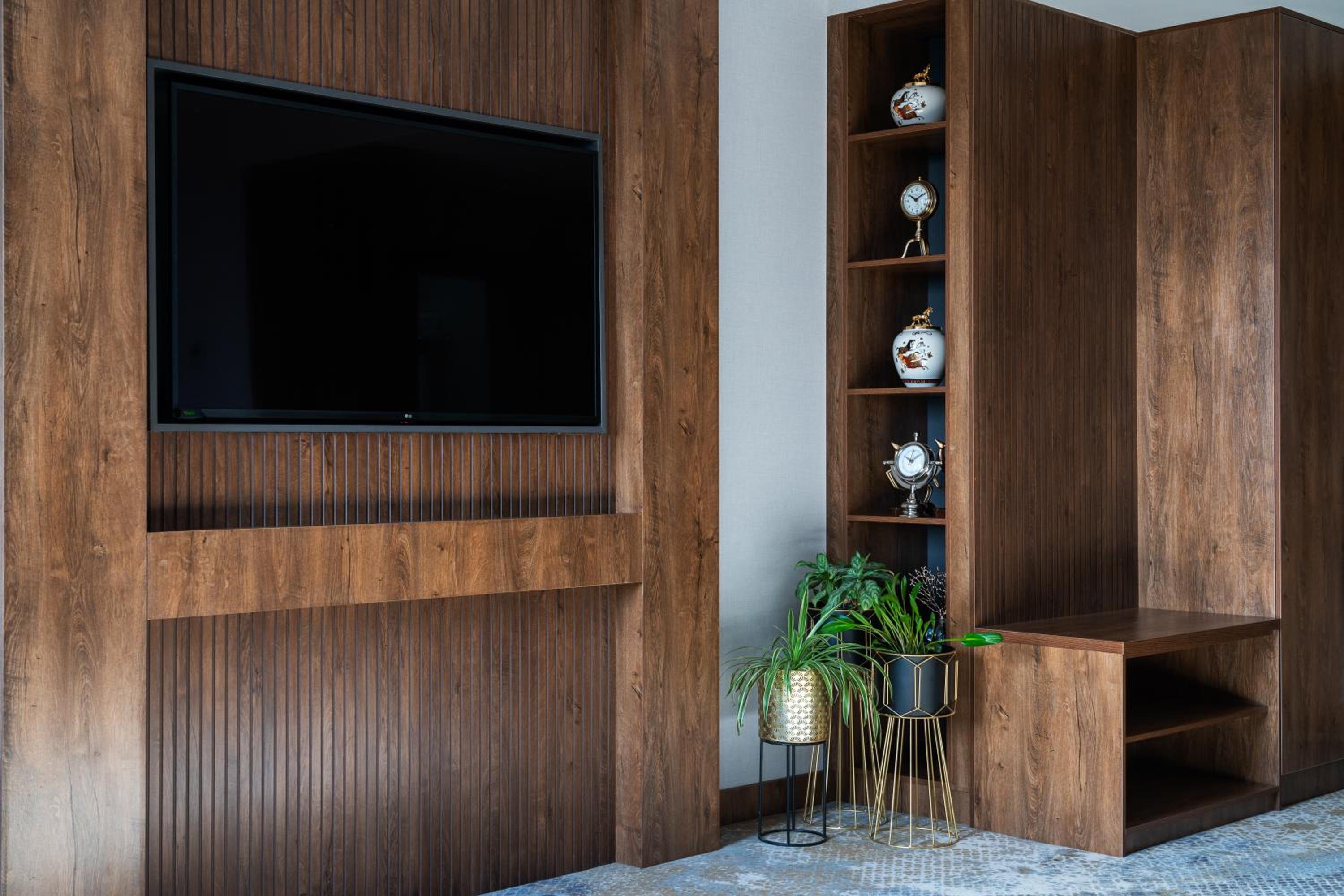 Superior King Room - Photo 15