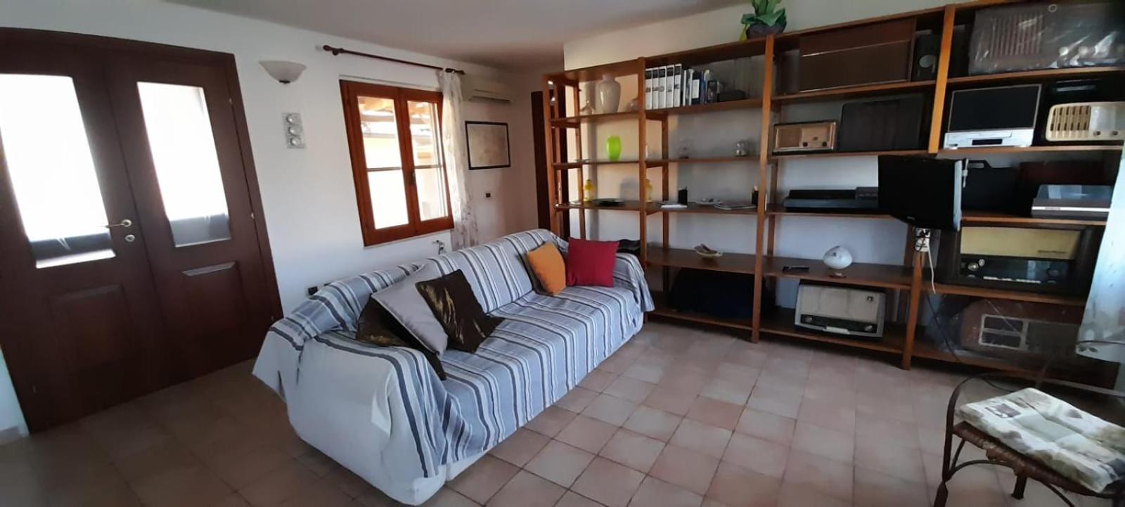 One-Bedroom House photo 3