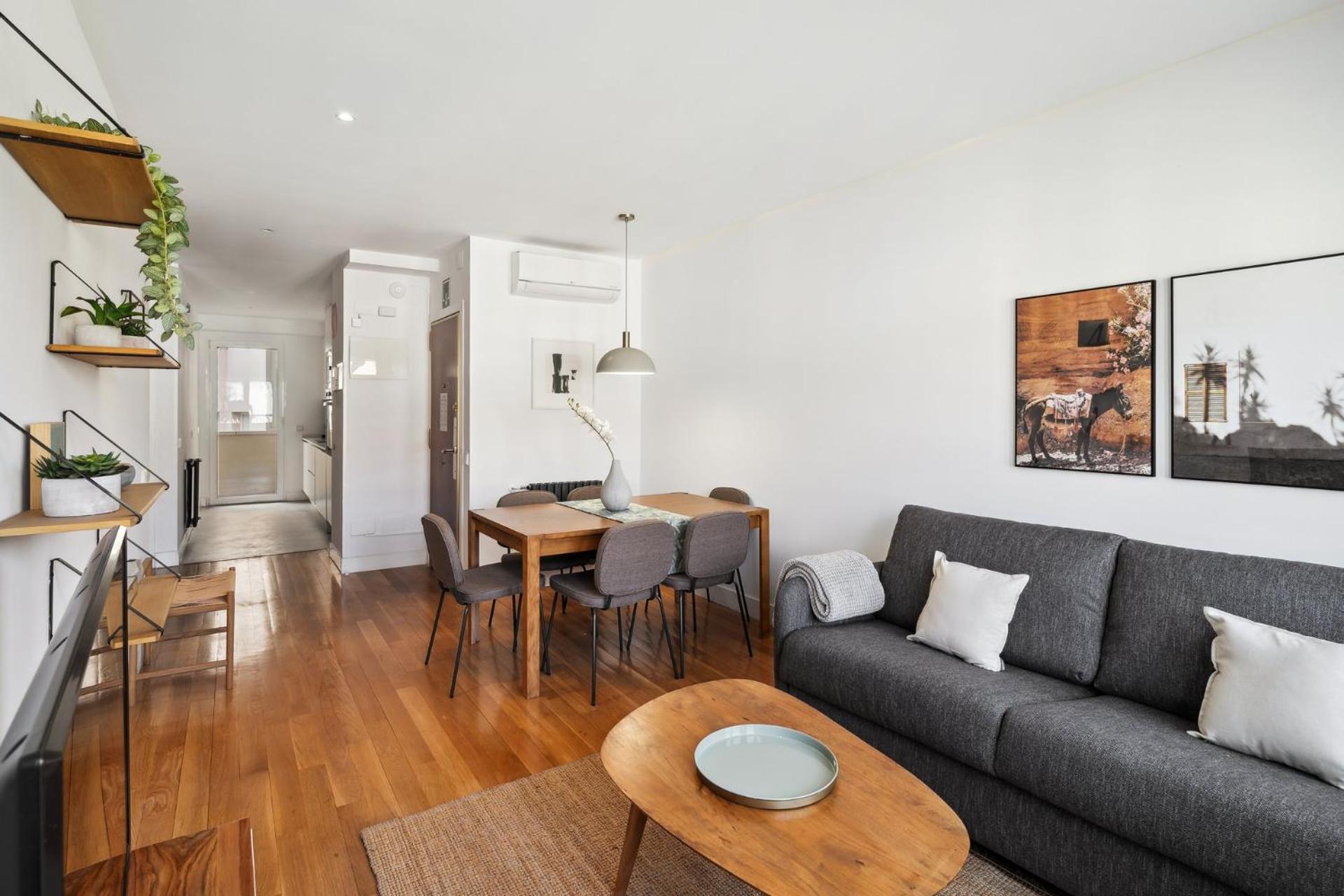 Two-Bedroom Comfort Apartment photo 3
