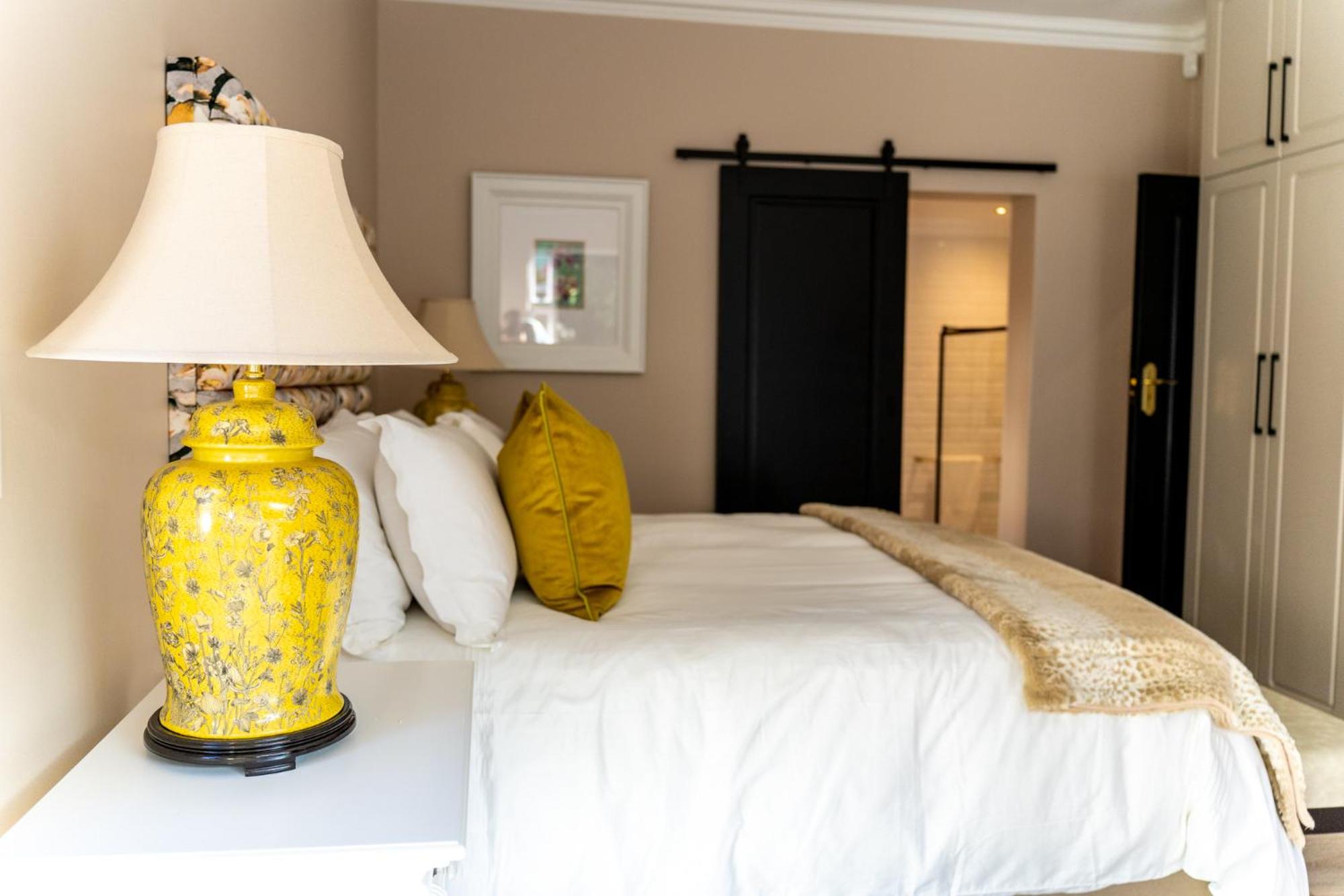 Junior Suite with Garden View photo 2