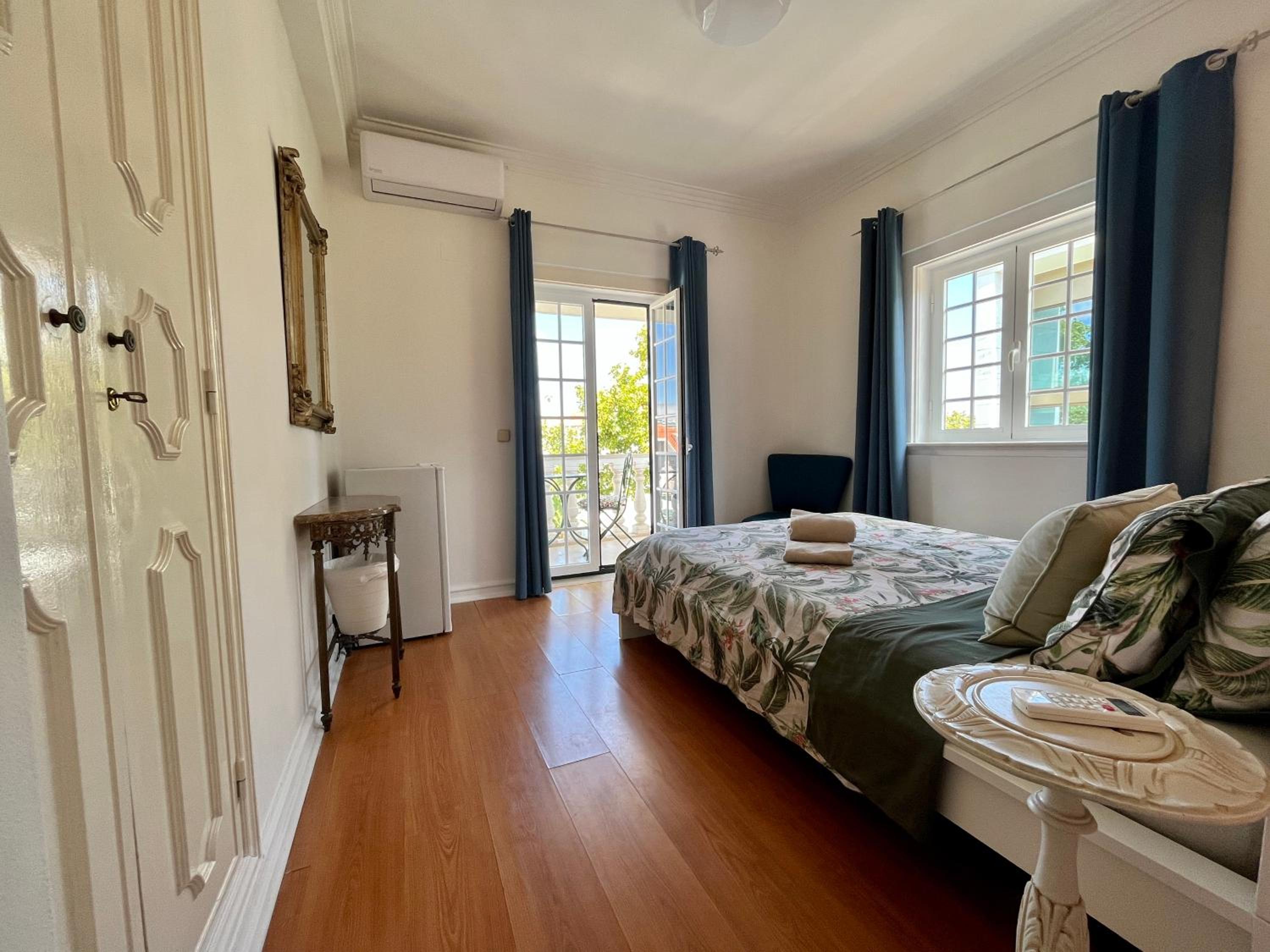 Double Room with Private Bathroom photo 1