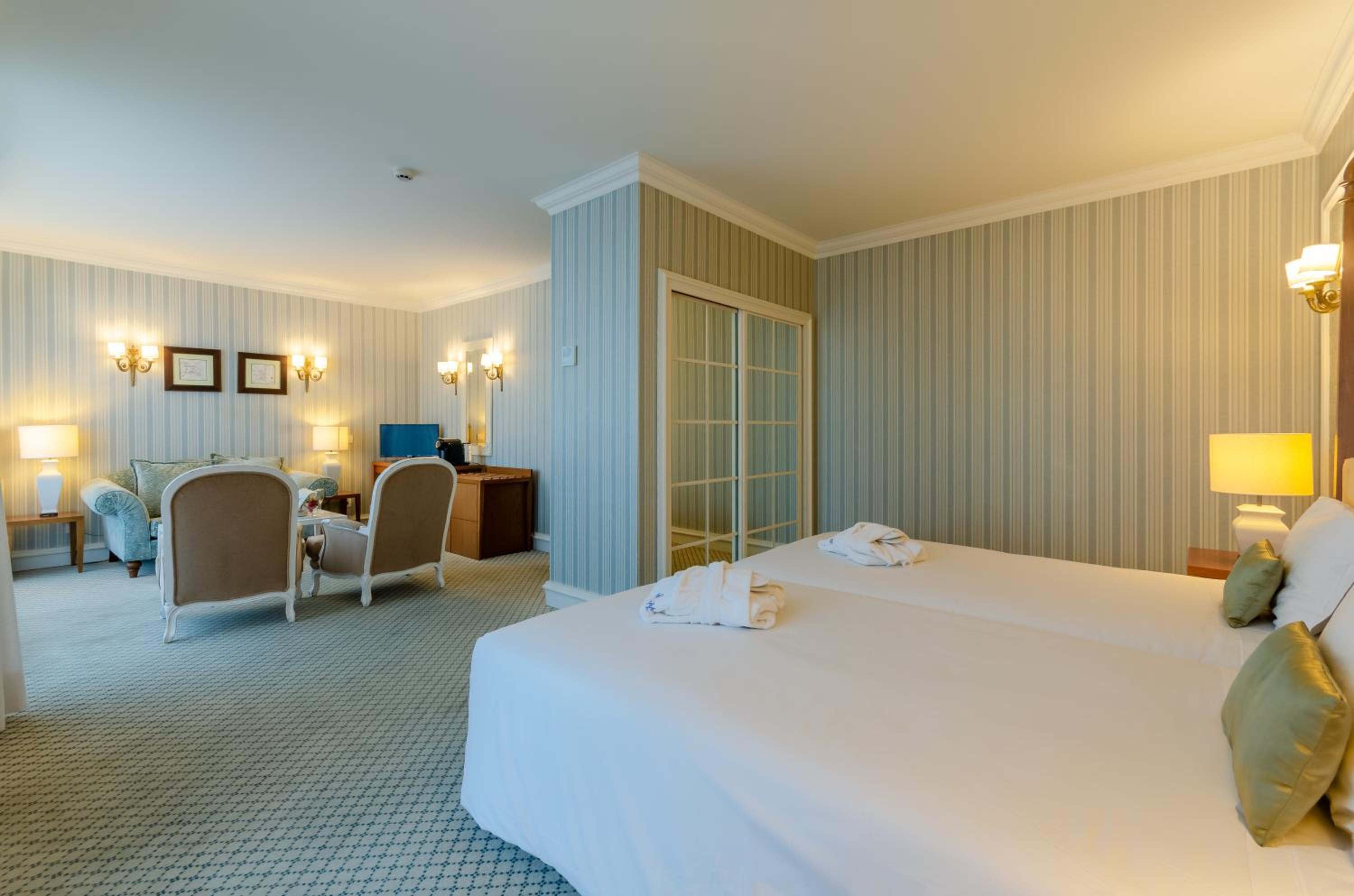 Junior Suite - Photo 1