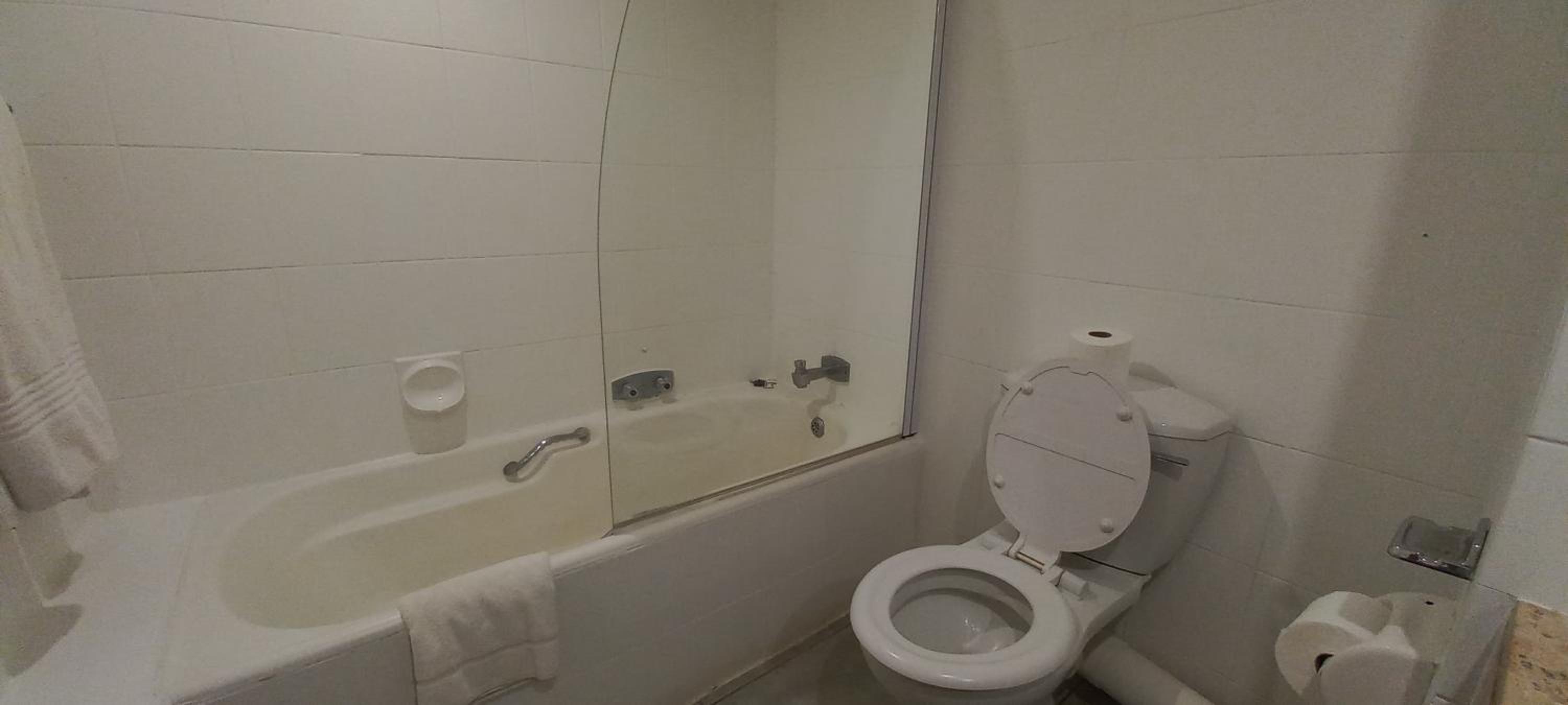 Standard Twin Room - Photo 3