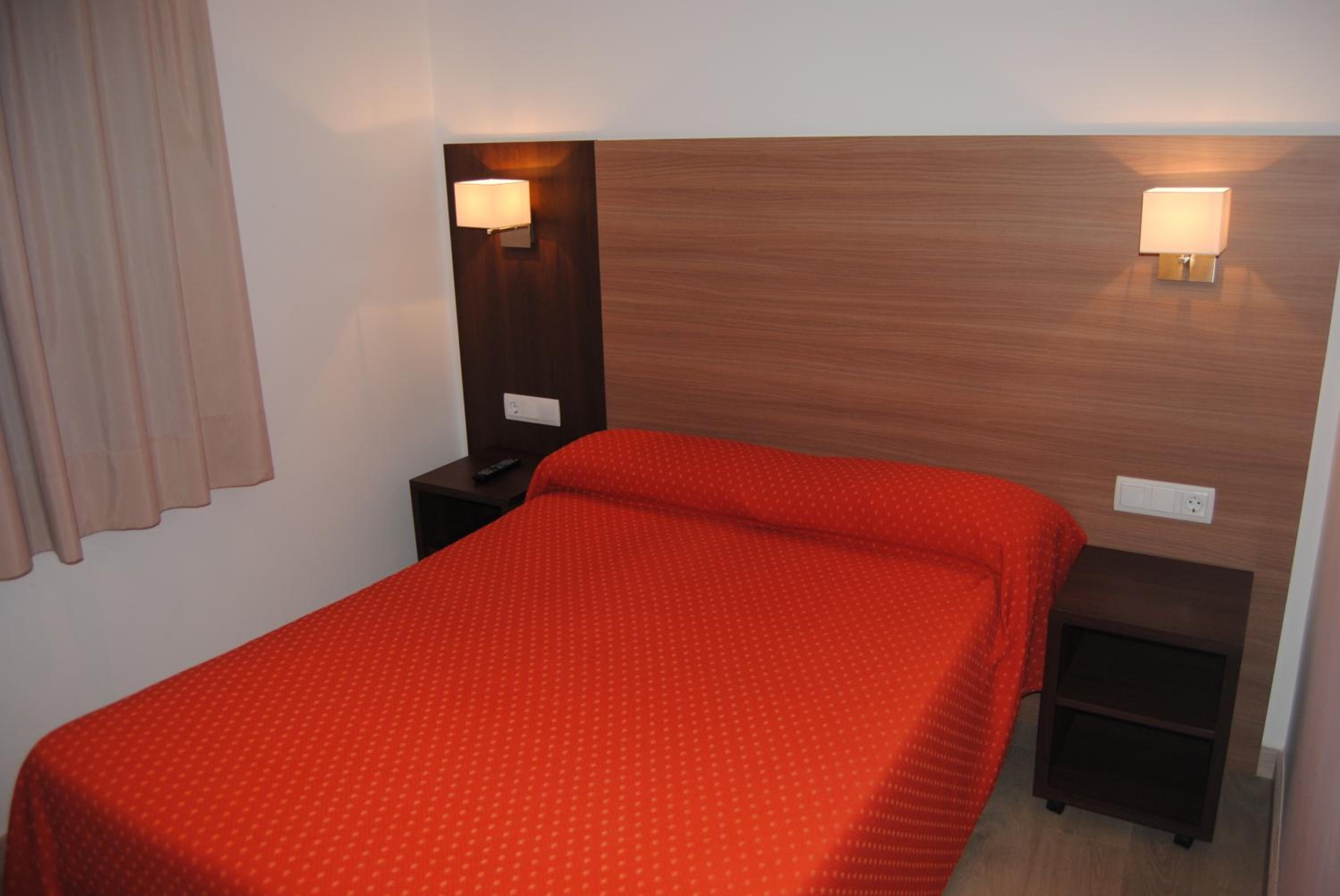 Interior Double Room - Photo 2