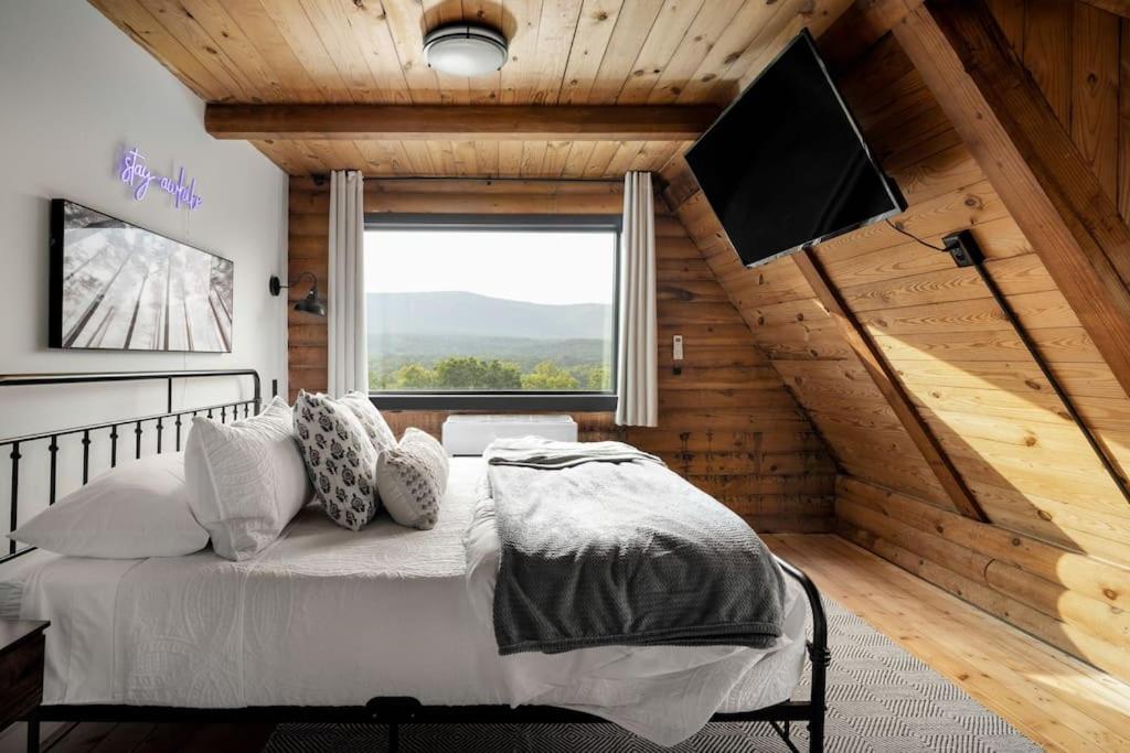 Four-Bedroom House photo 1