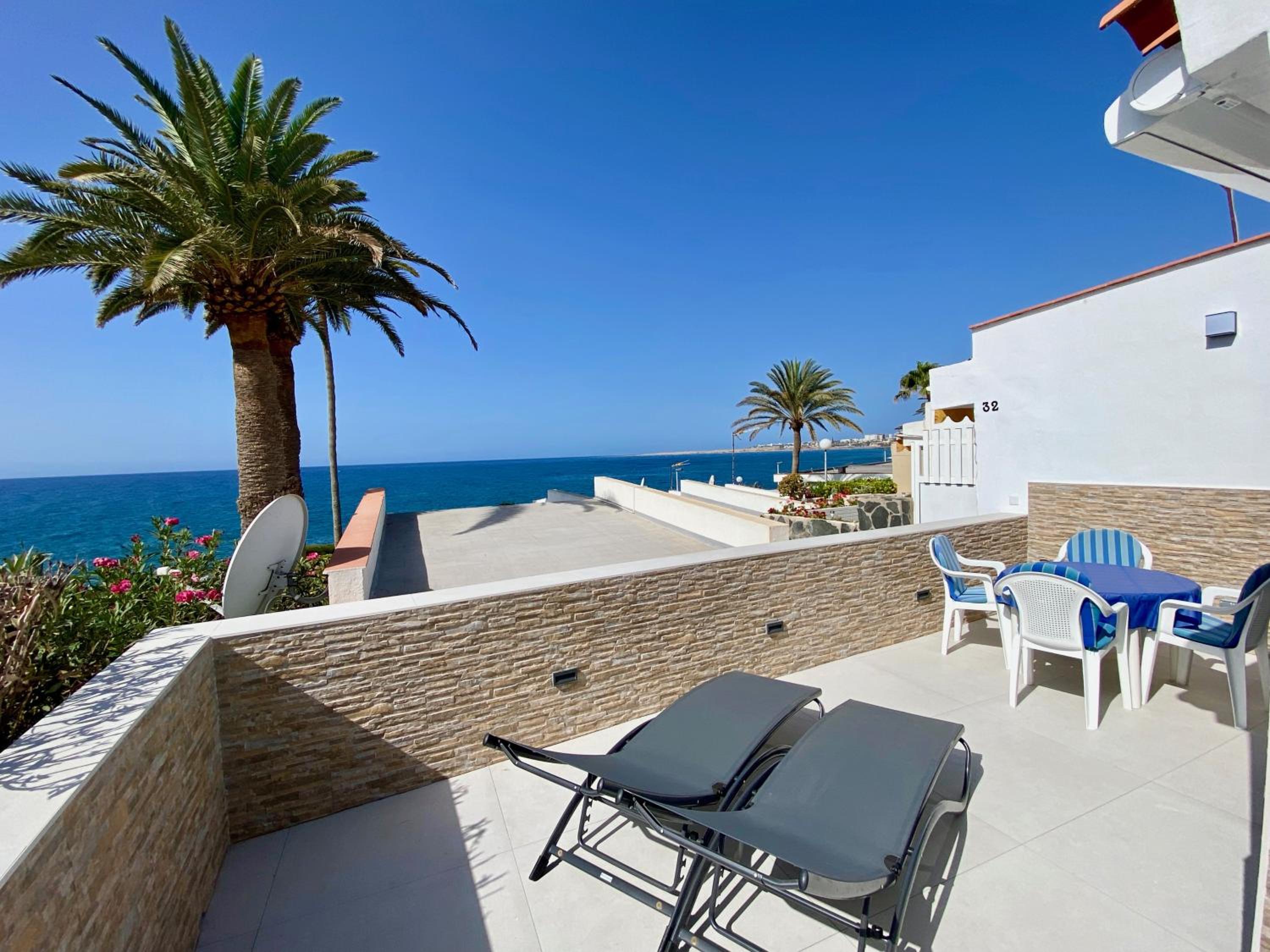 Bungalow with Sea View photo 1