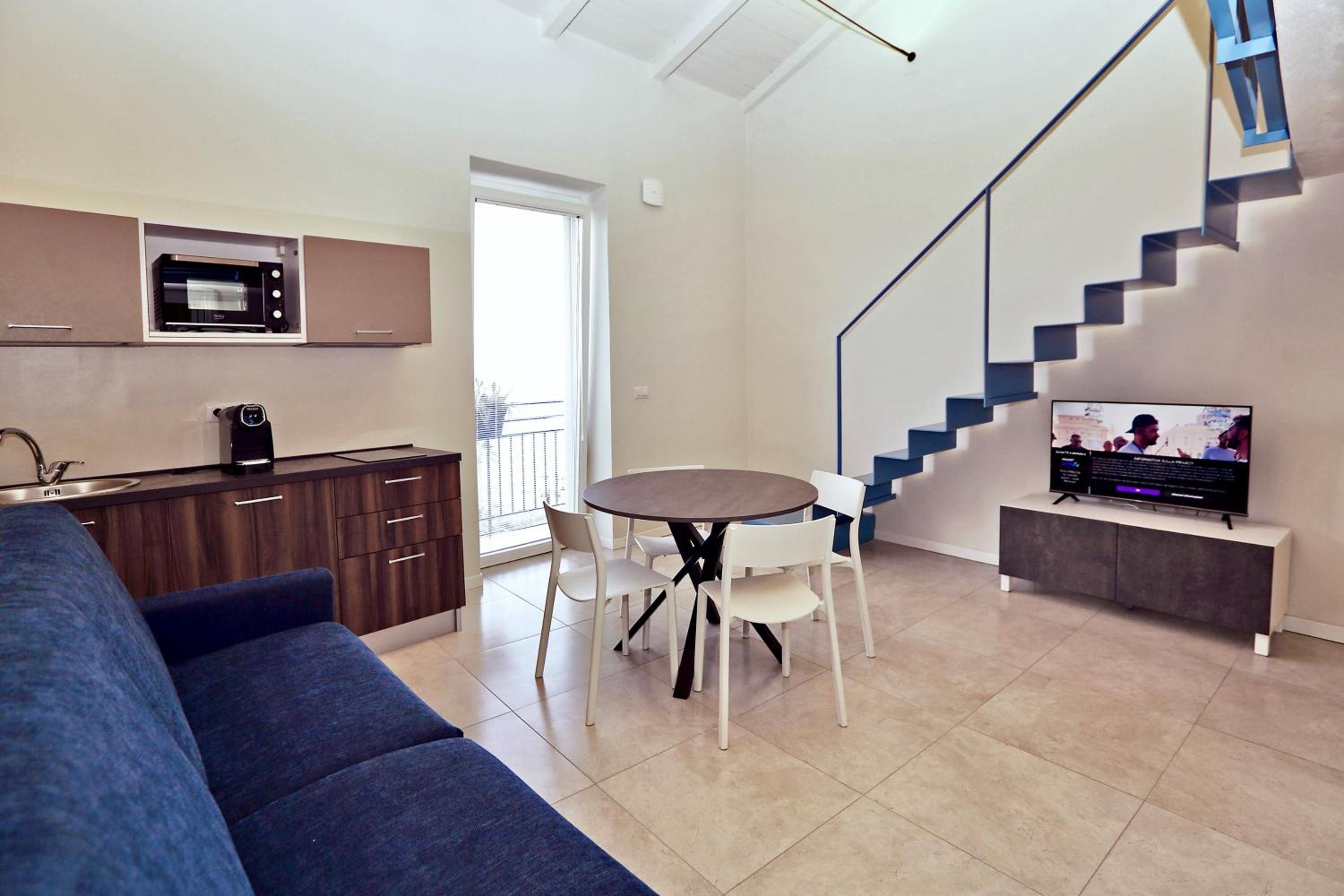 Studio Apartment with Sea View photo 2