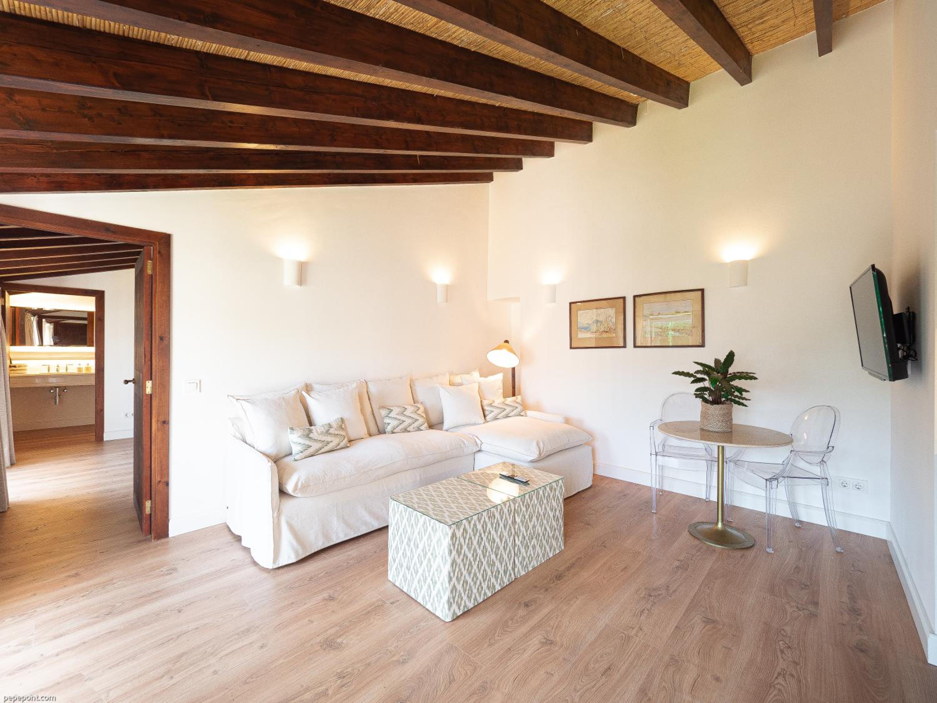 Apartamento de una habitación con vista al jardín