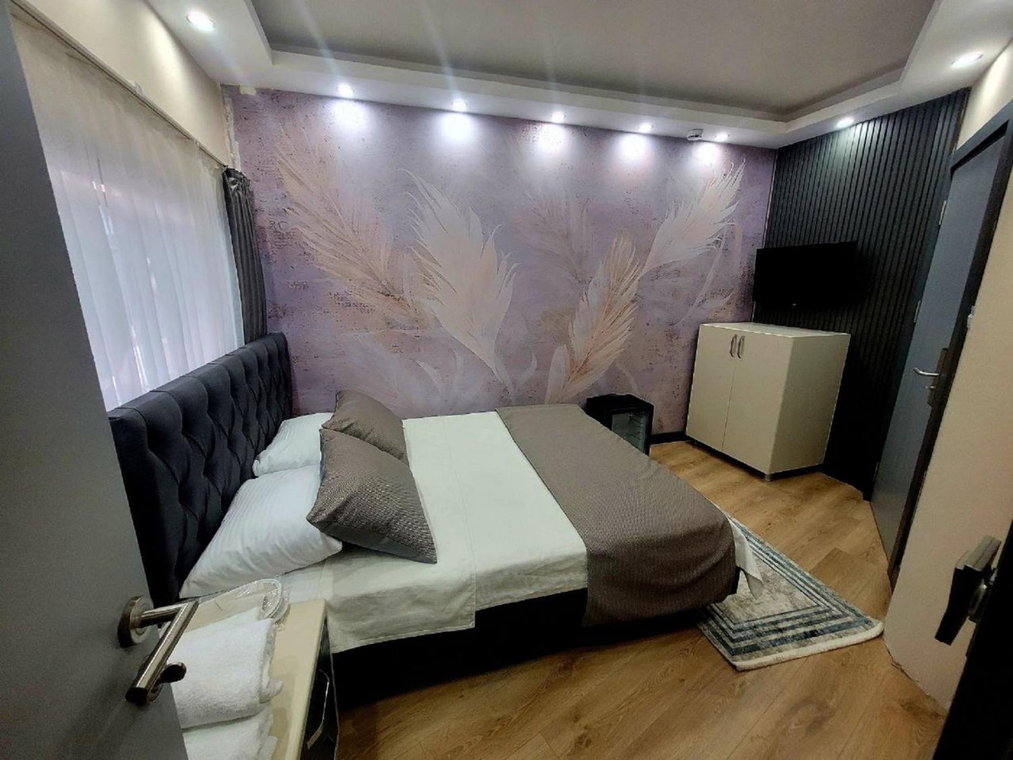 Economy Double Room — the supplier's photographs — photo 6