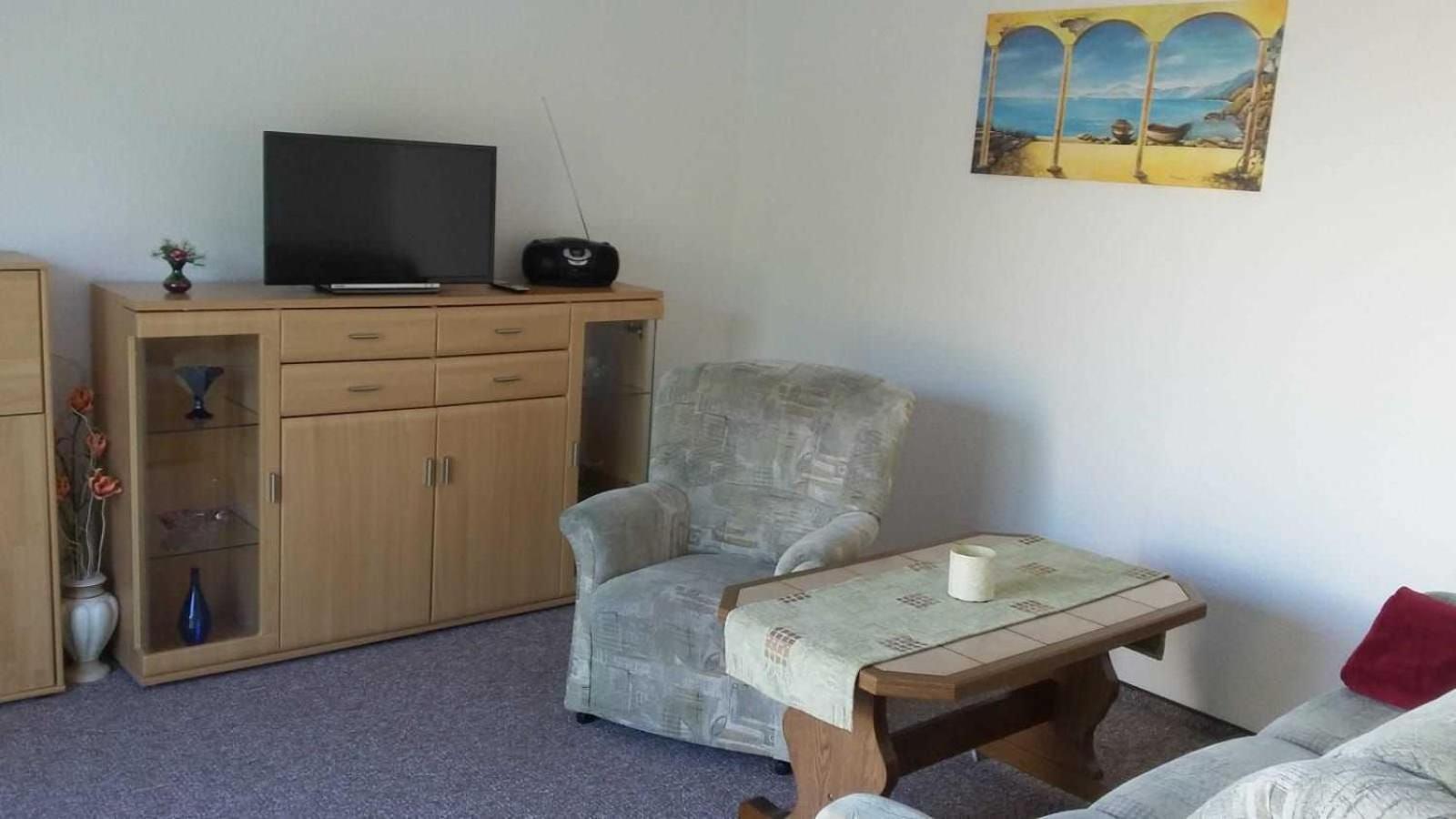 One-Bedroom House photo 1