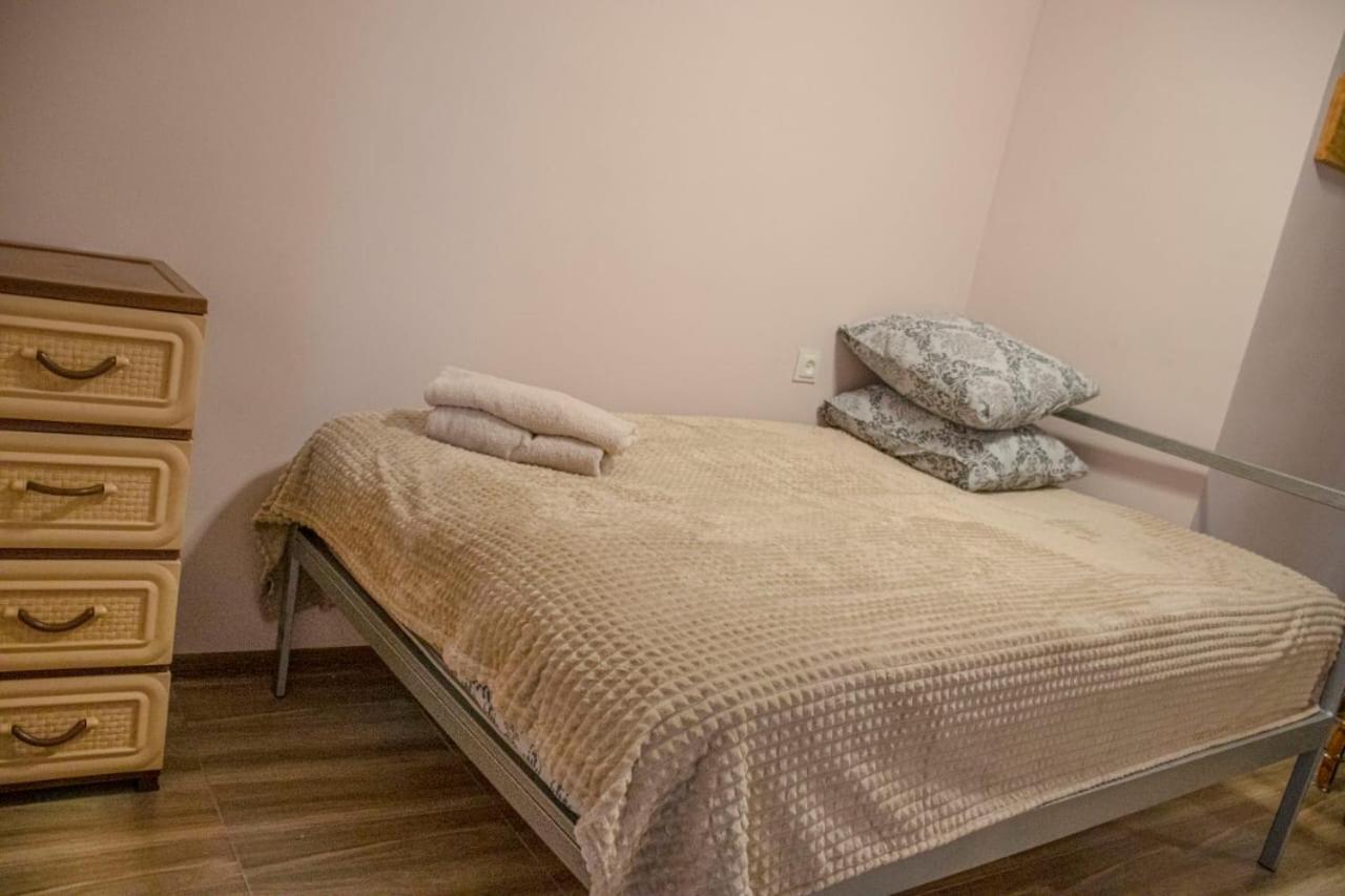 Double Room with Private Bathroom photo 1