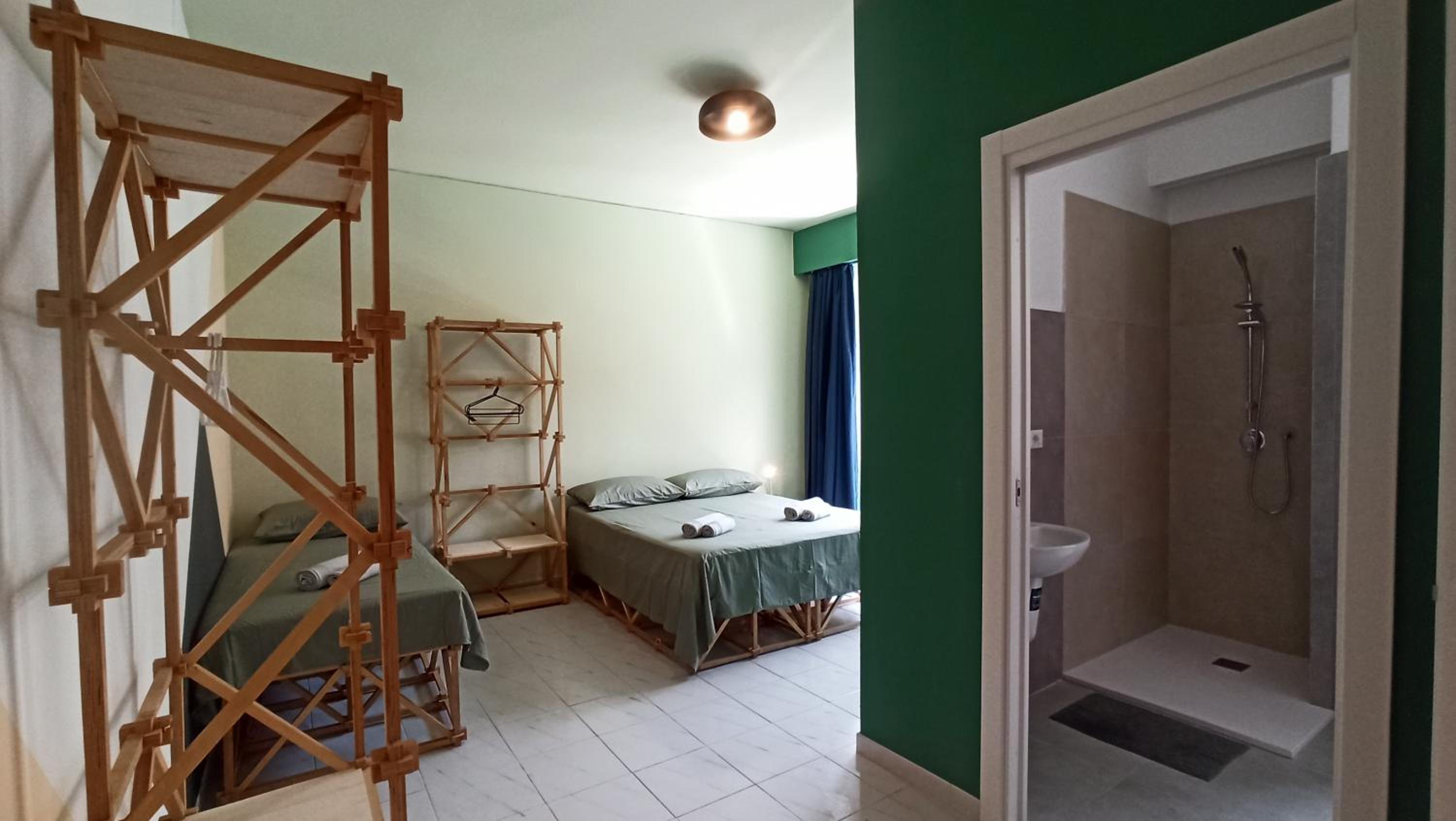 Triple Room with Private Bathroom photo 2