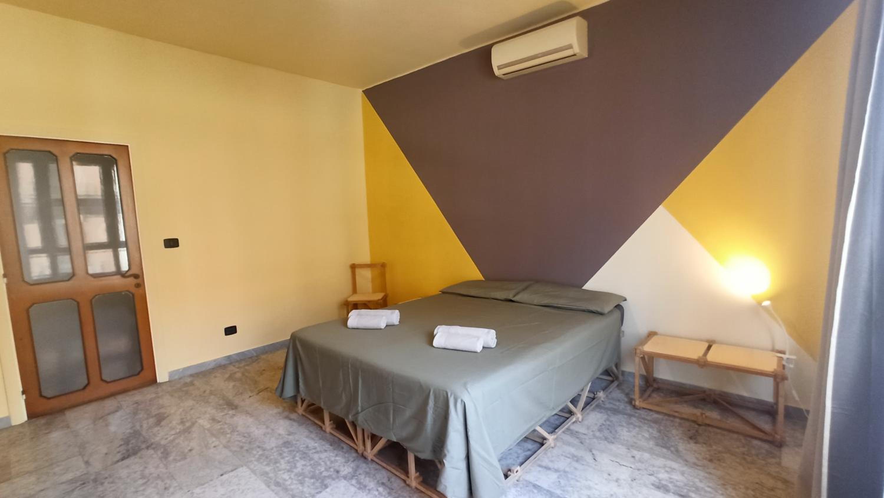 Double Room with Shared Bathroom photo 1