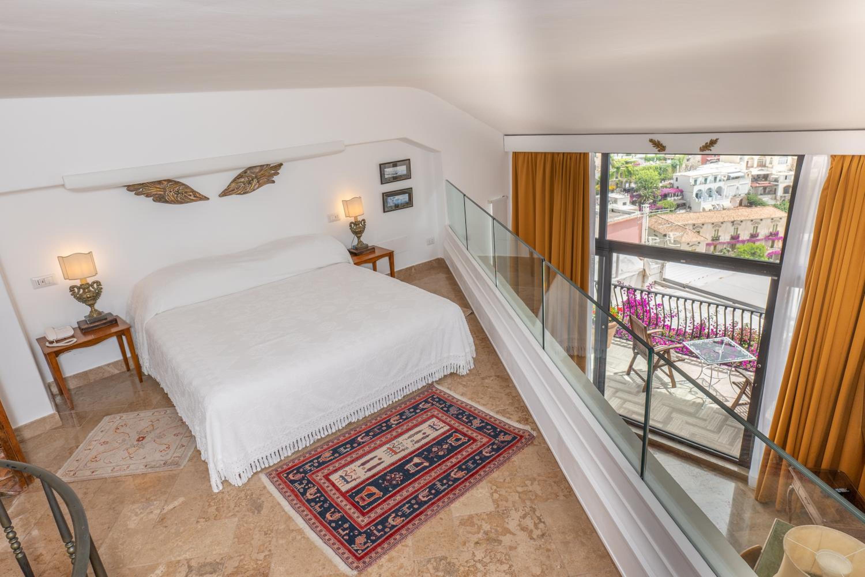 Queen Suite with Sea View - Photo 1