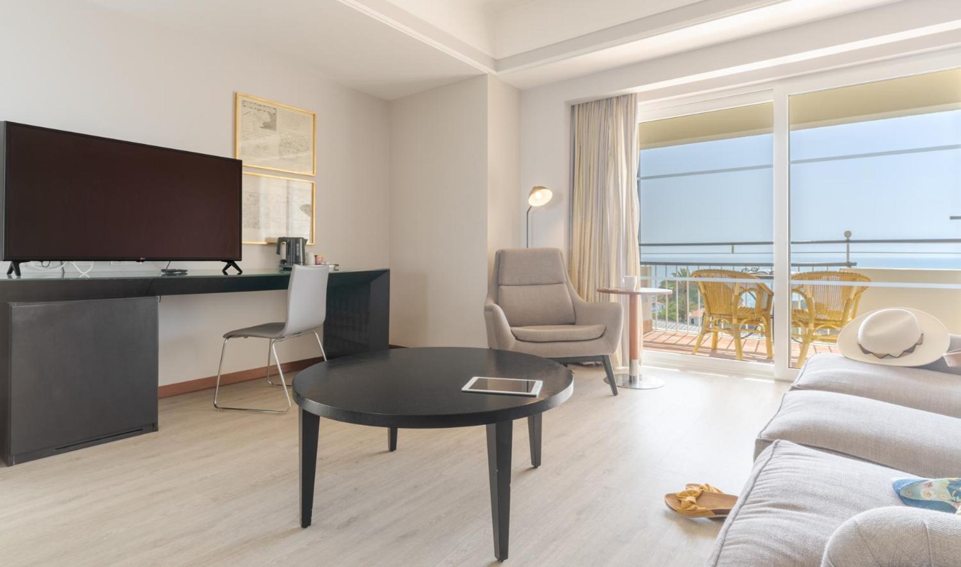 Suite with Sea View