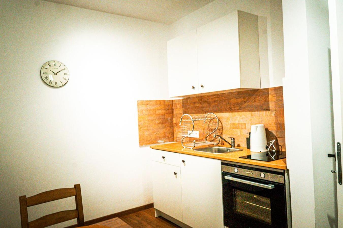 Apartment with Garden View - Photo 2