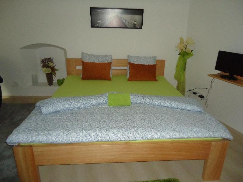 Apartment photo 2