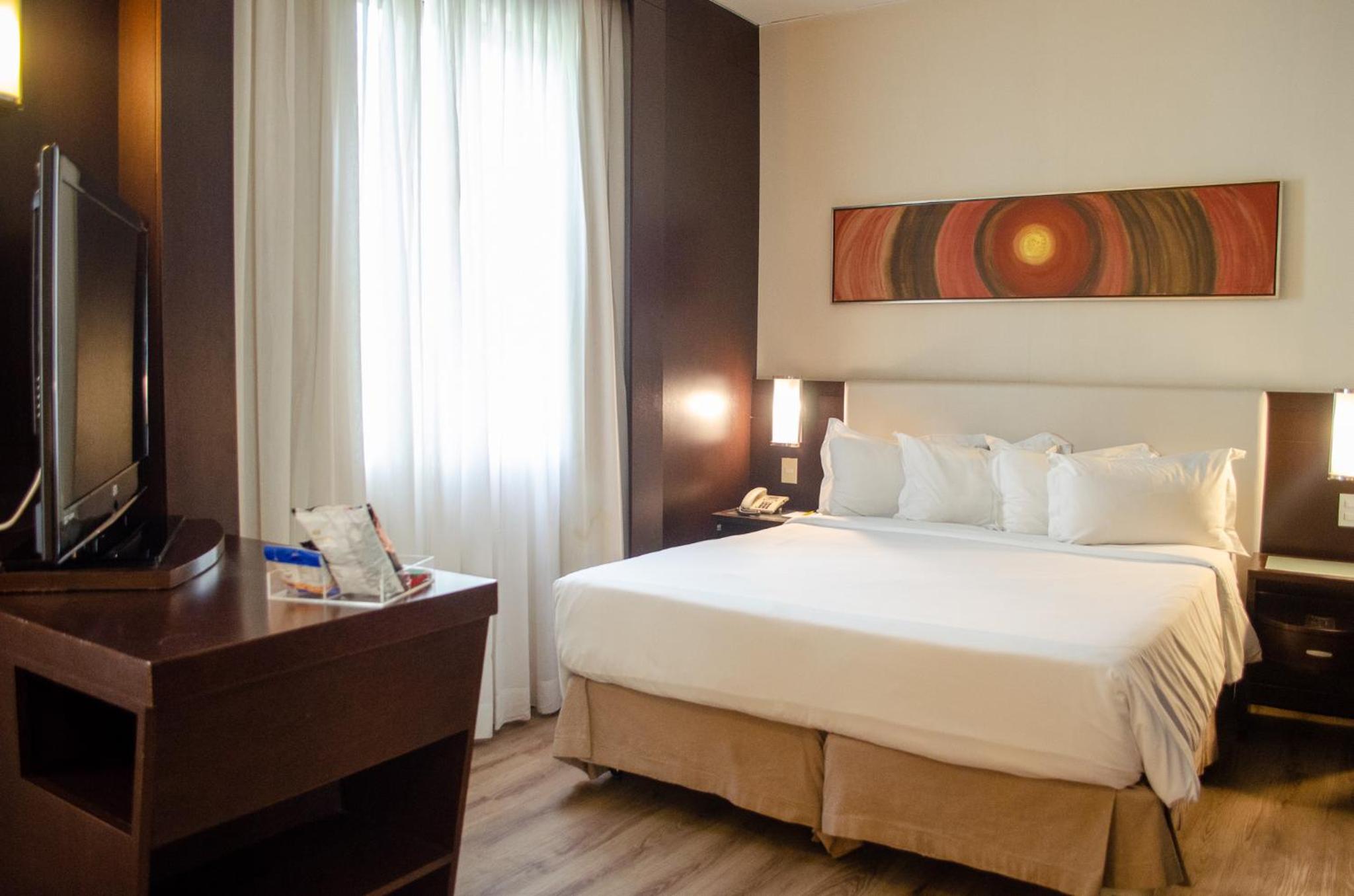 Standard Double Room - Photo 8