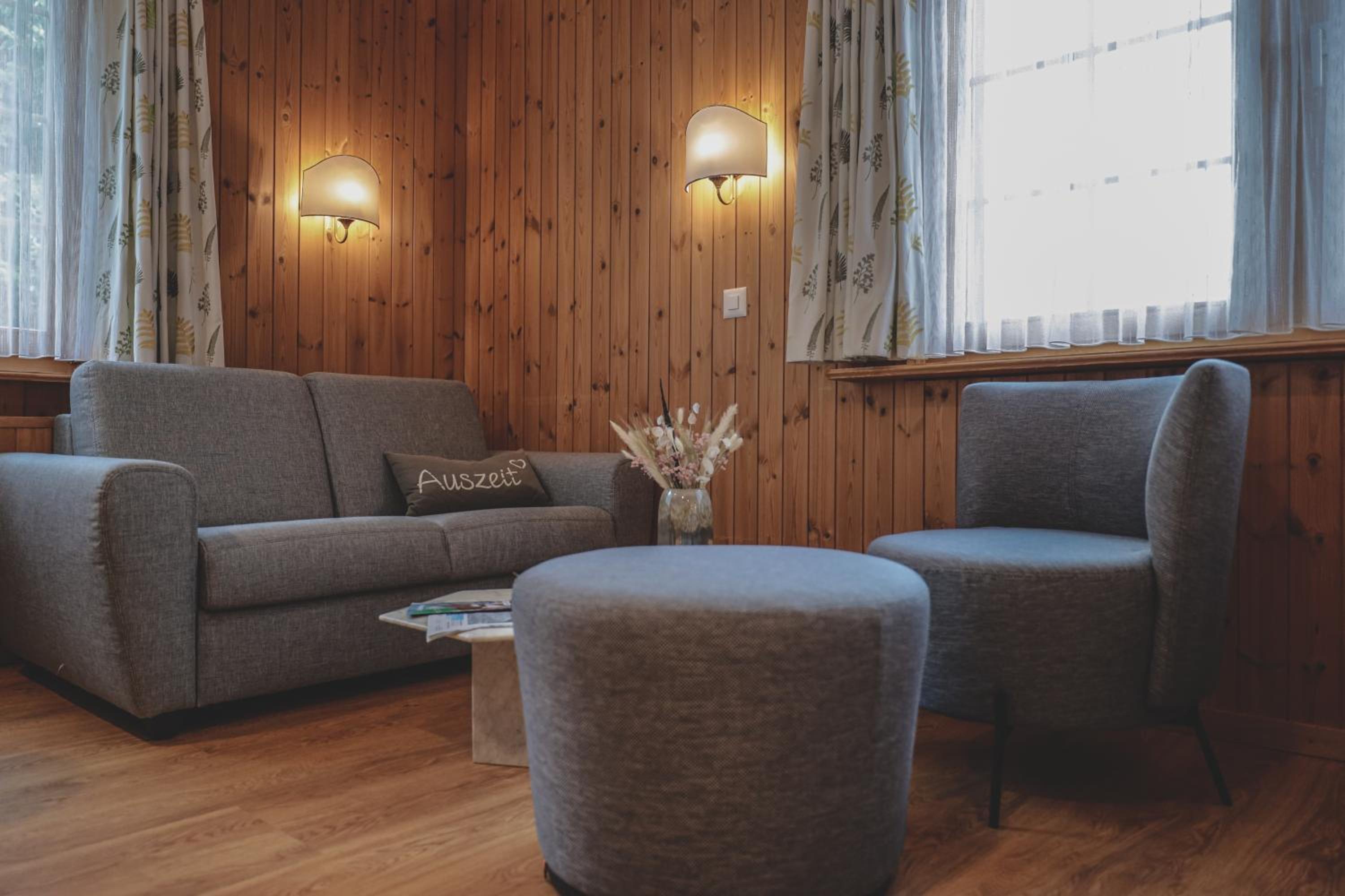 Standard Family Room - Photo 1