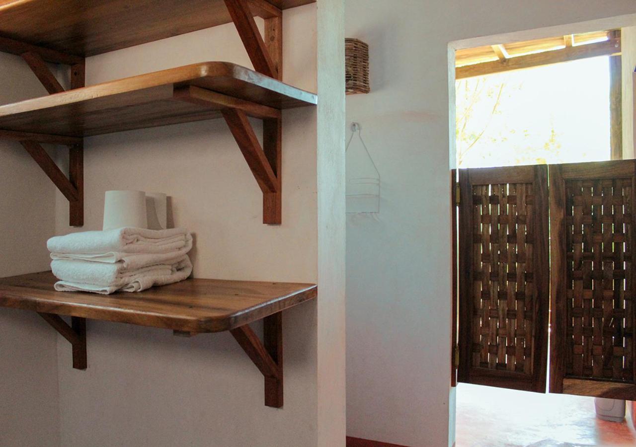 Deluxe Double Room with Balcony - Photo 9