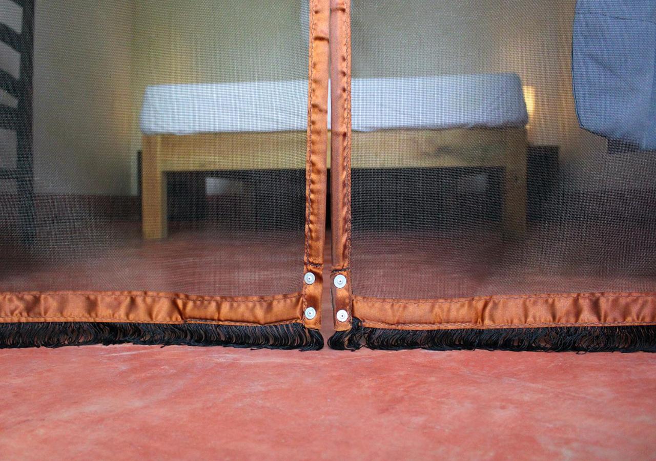 Deluxe Double Room with Balcony - Photo 8