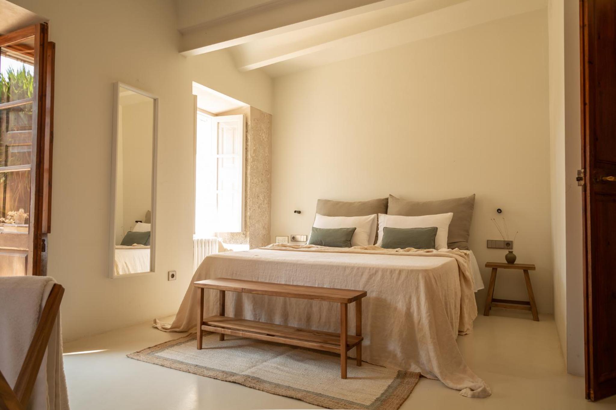 Deluxe Double Room with Terrace and Private Pool access 