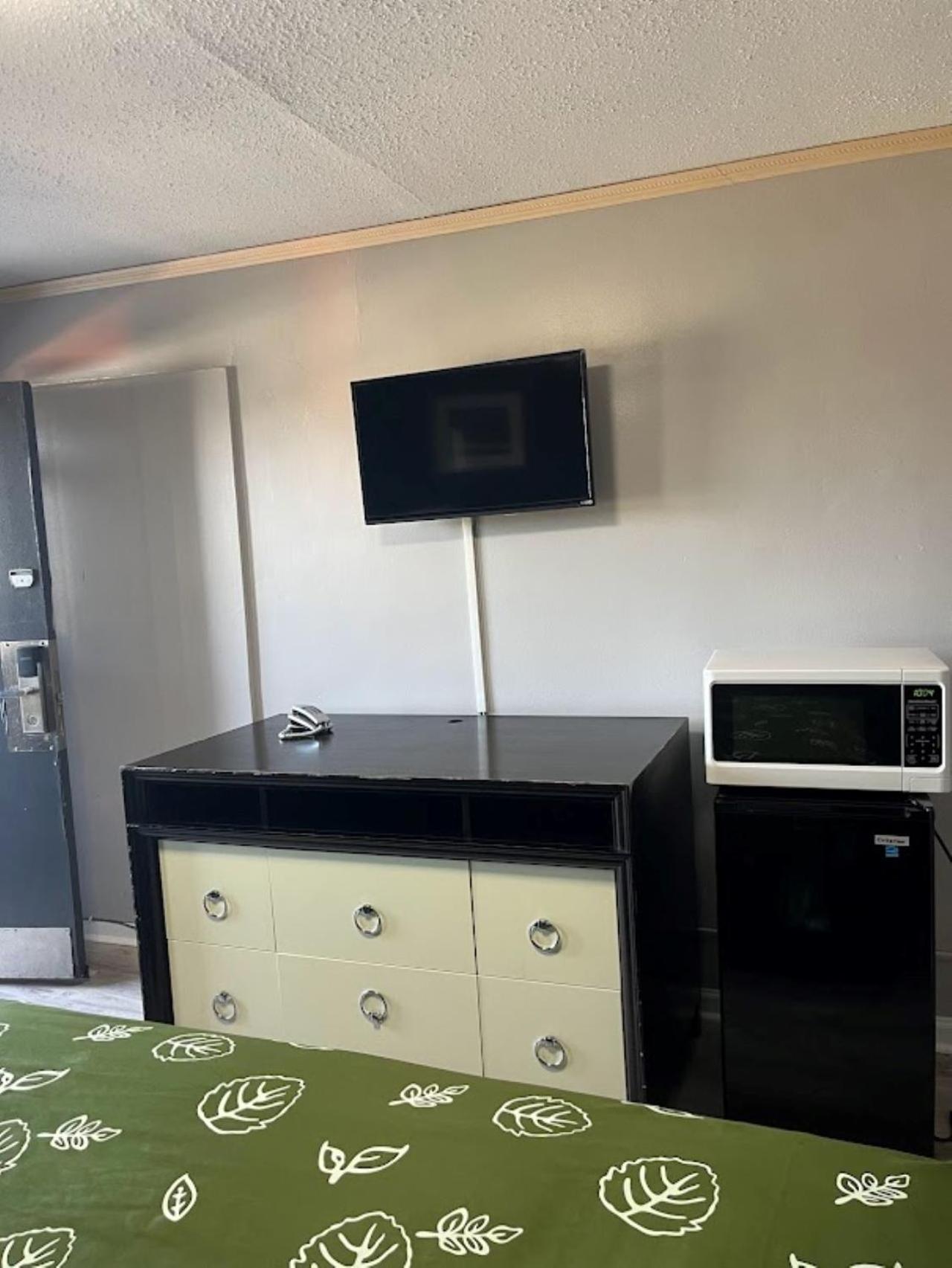 Motel Edgebrook Chicago North Shore By Oyo — photo 64