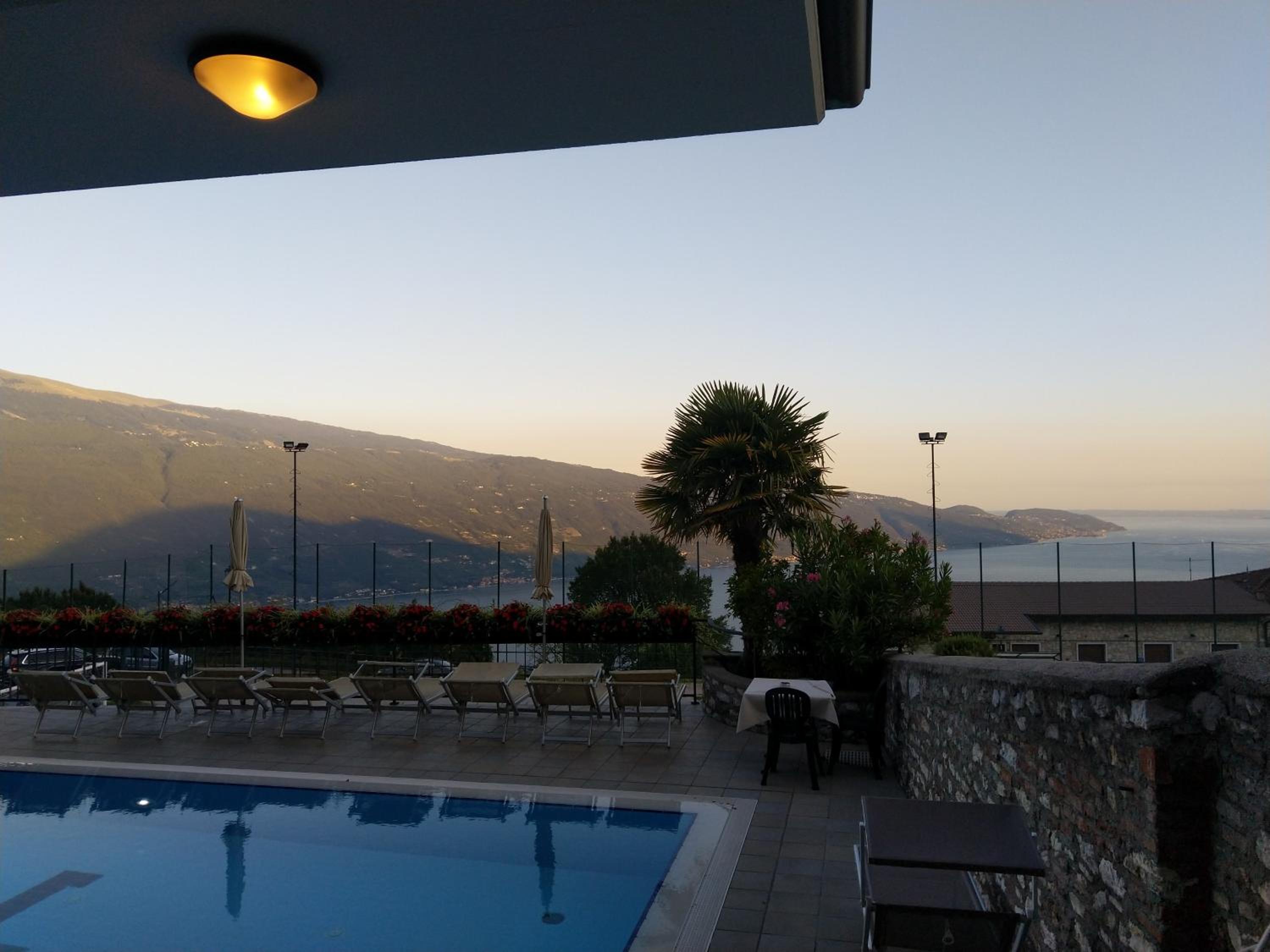 Double or Twin Room with Terrace photo 2