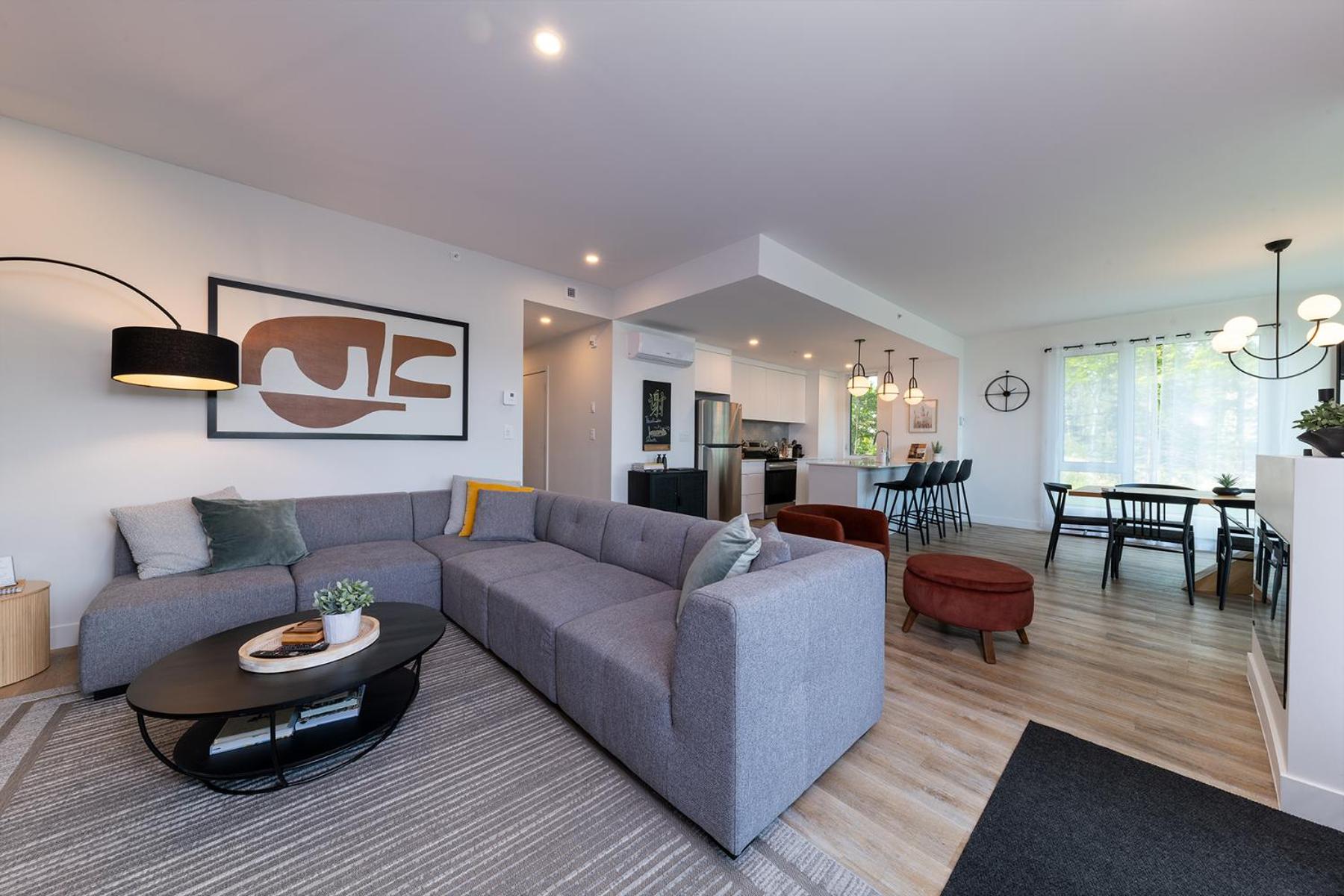 Apartment With Terrace - 111