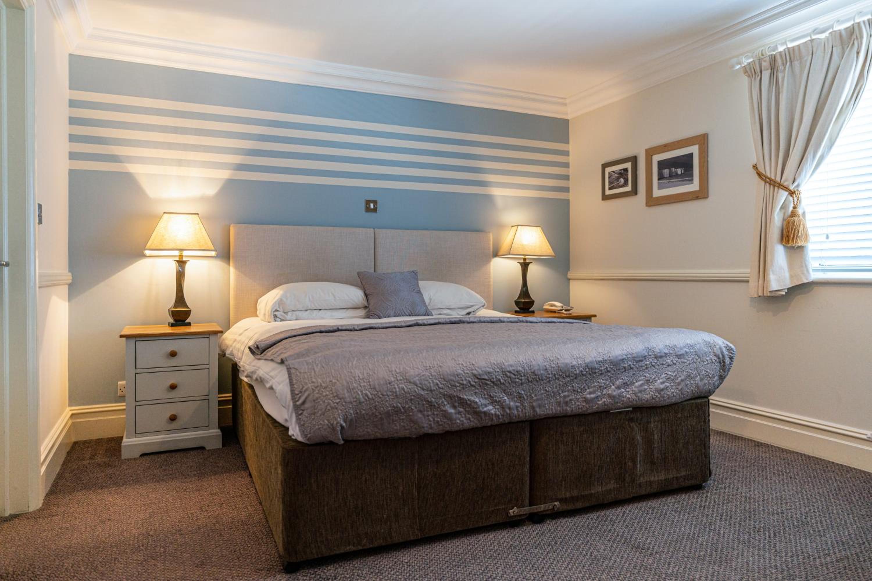 Superior Double Room with Sea View - Photo 3