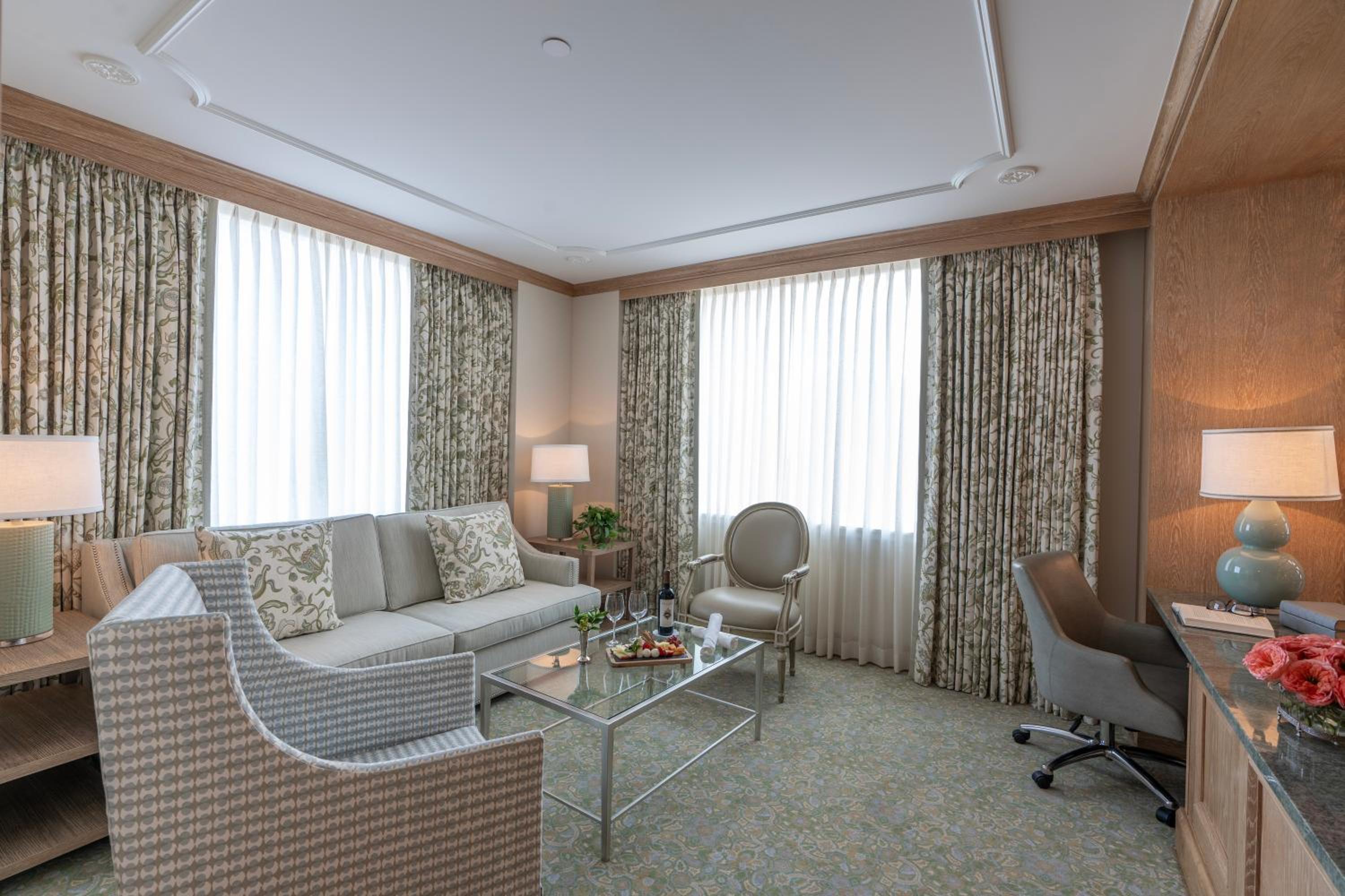 Standard Suite