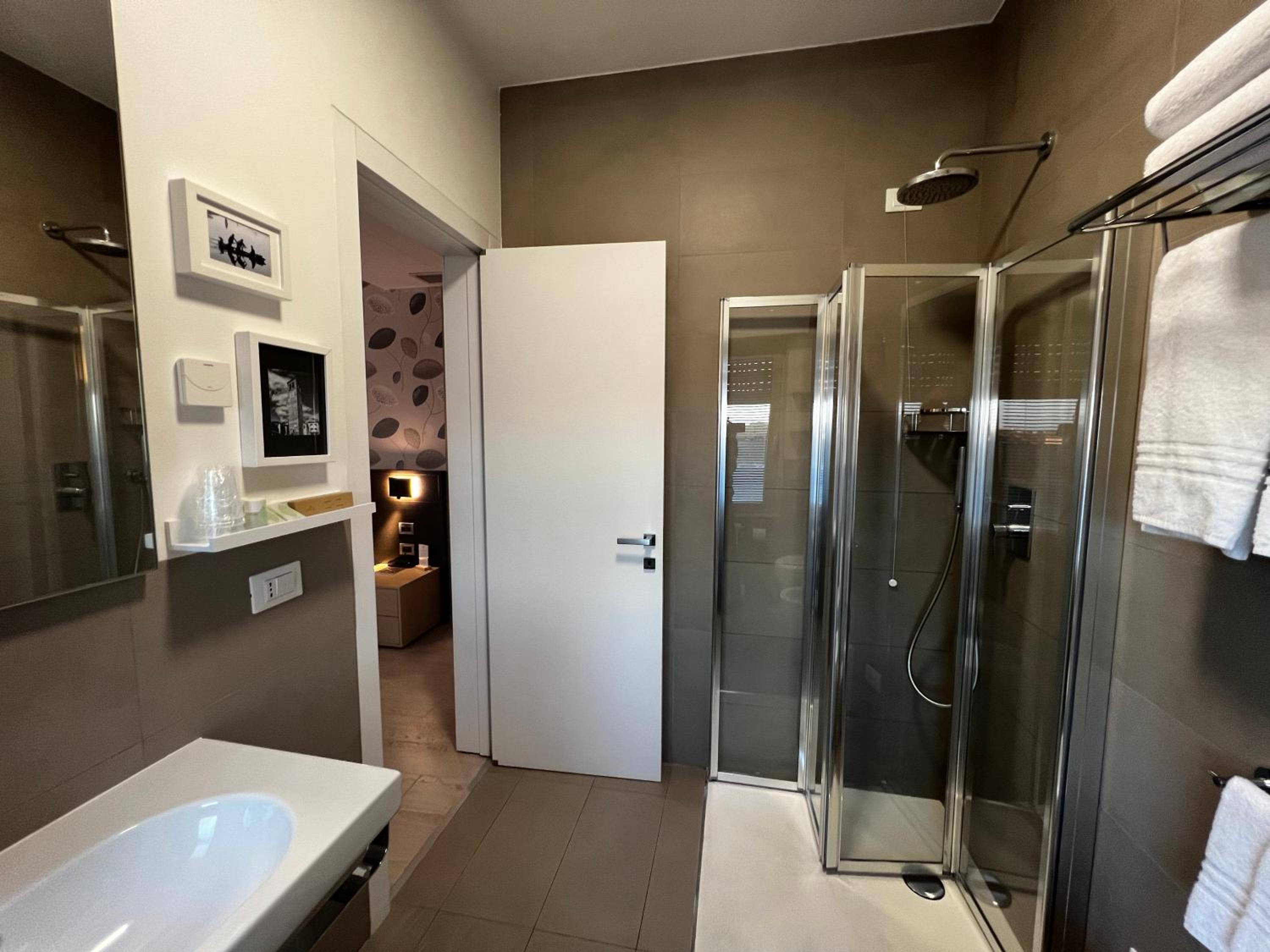 Double Room with Terrace - Photo 4