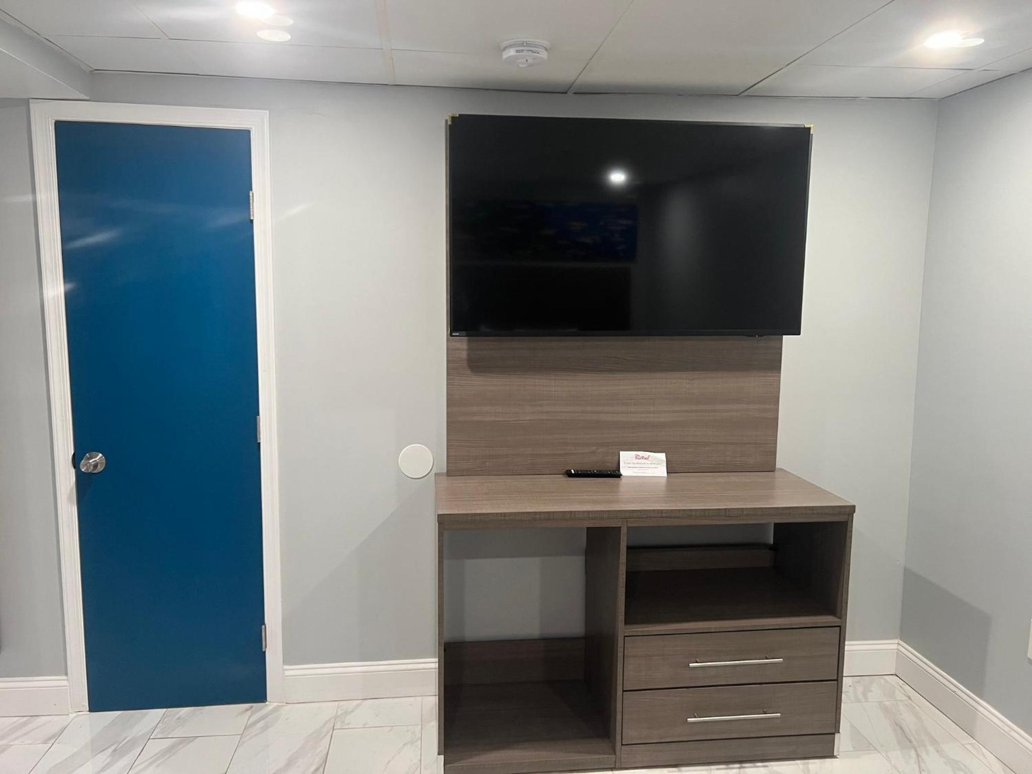 Suite with Two Double Beds with Kitchen Smoke Free - Photo 5