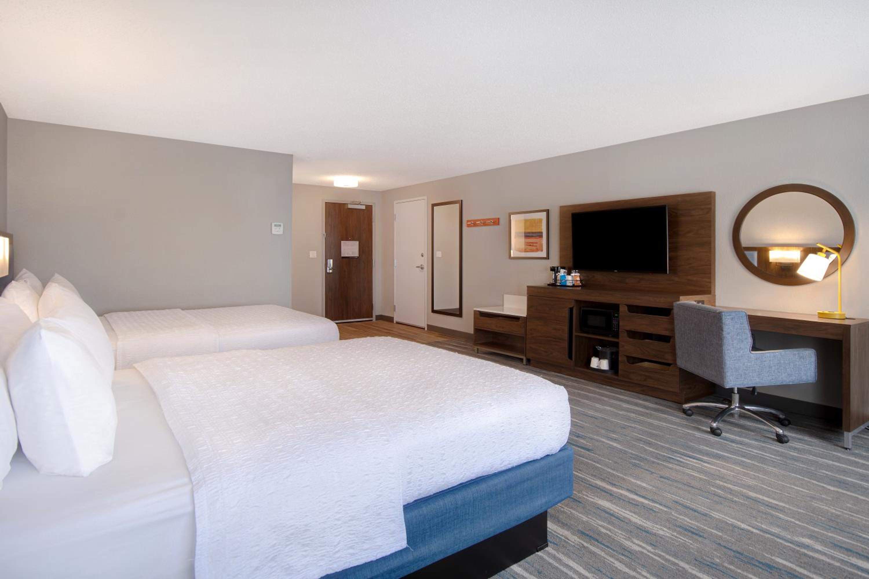 King Studio Suite - Non-Smoking - Photo 2