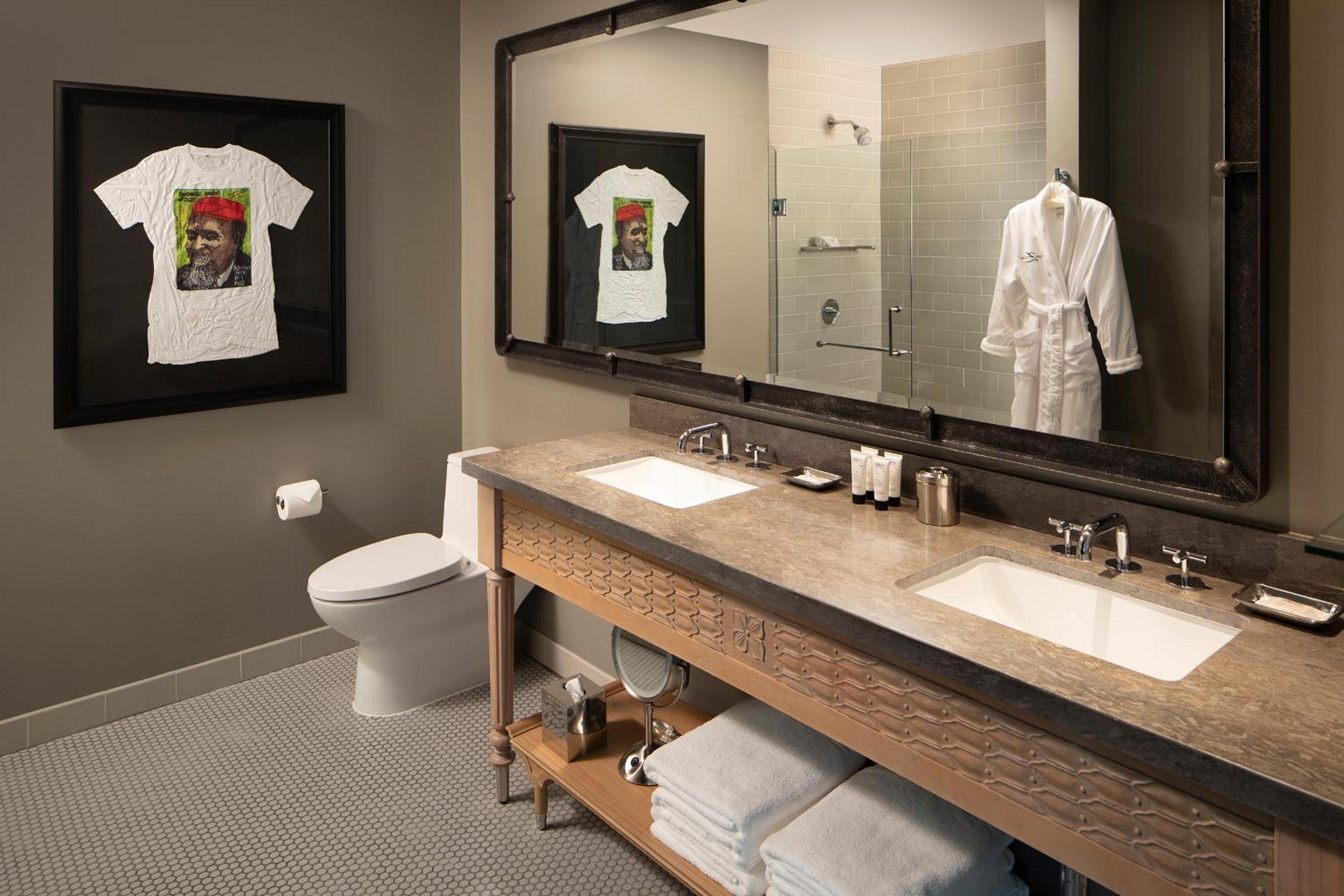 Junior Suite with One King Bed and Balcony (Non Smoking)