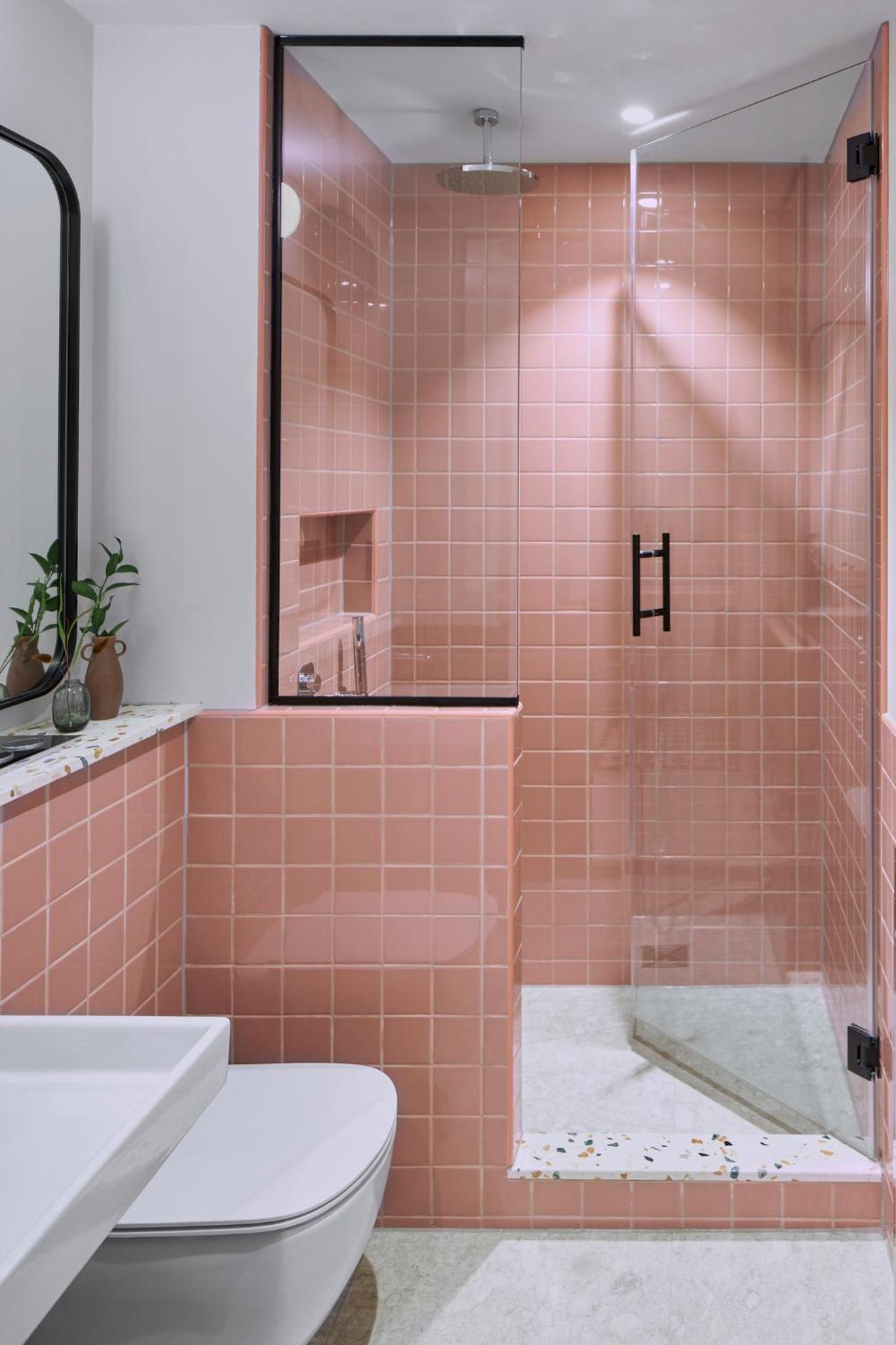 One Bedroom Suite - Photo 6
