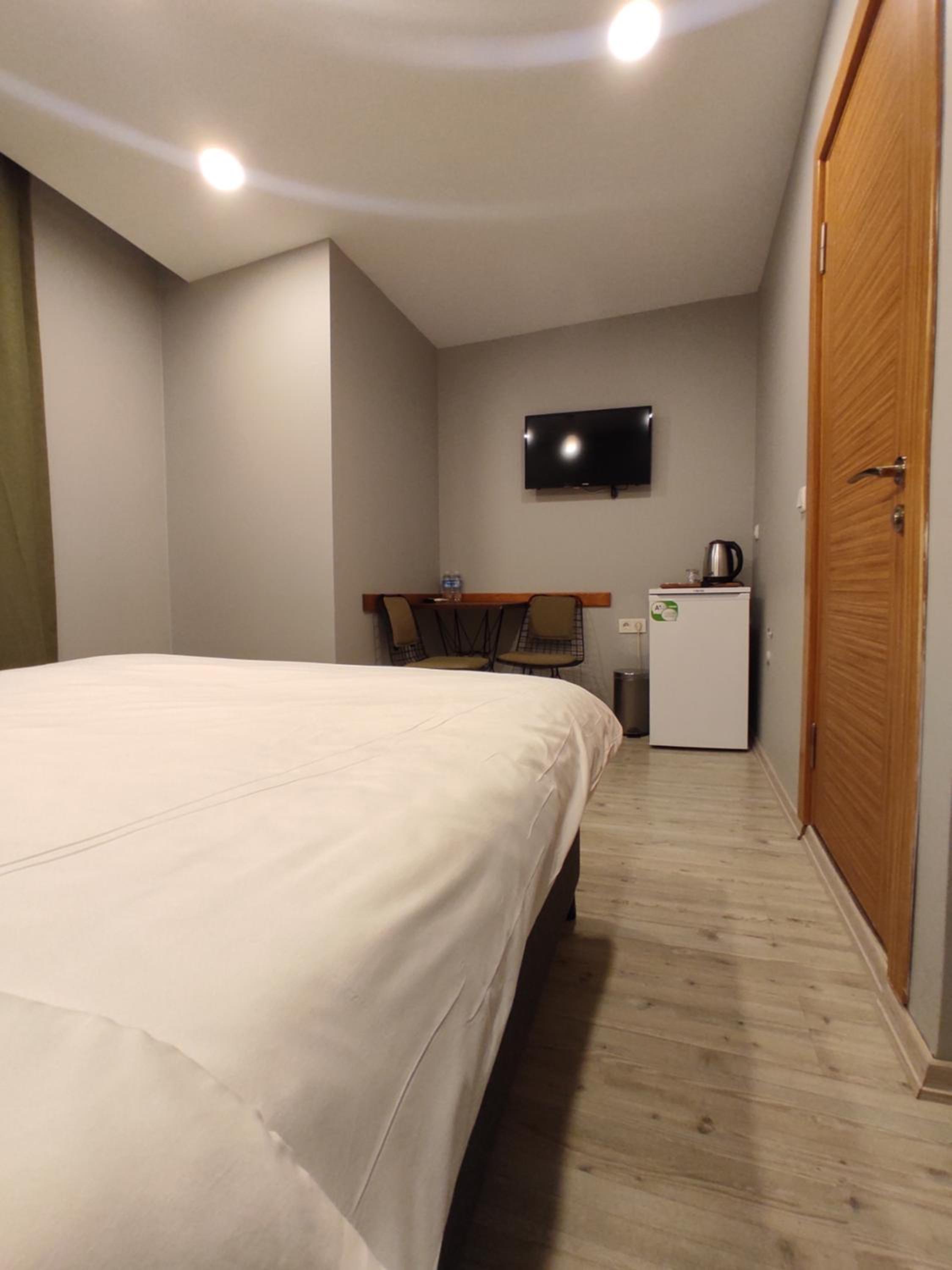 Economy Double Room photo 2