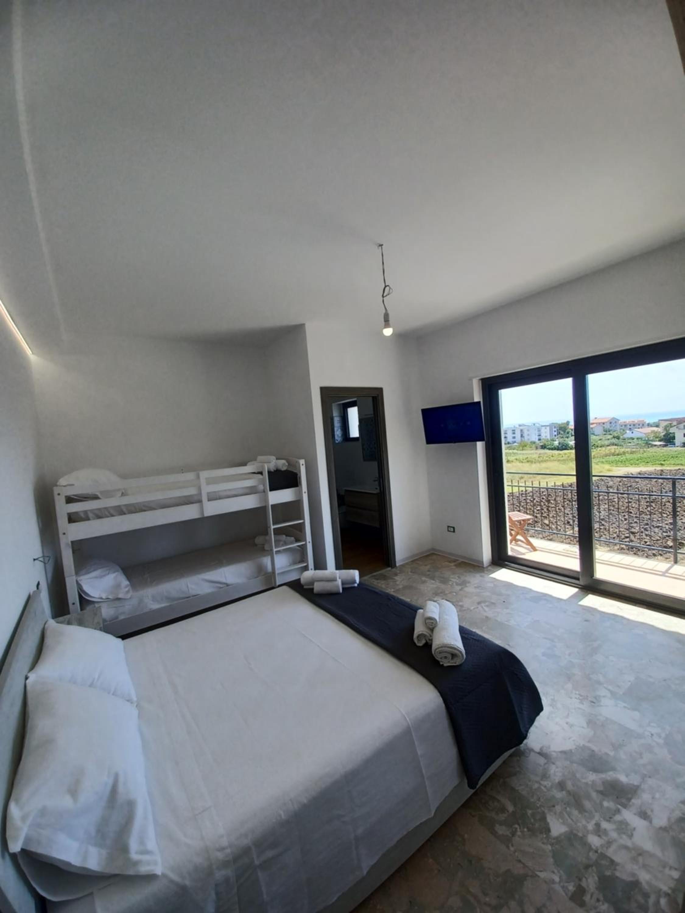 One-Bedroom Apartment with Balcony