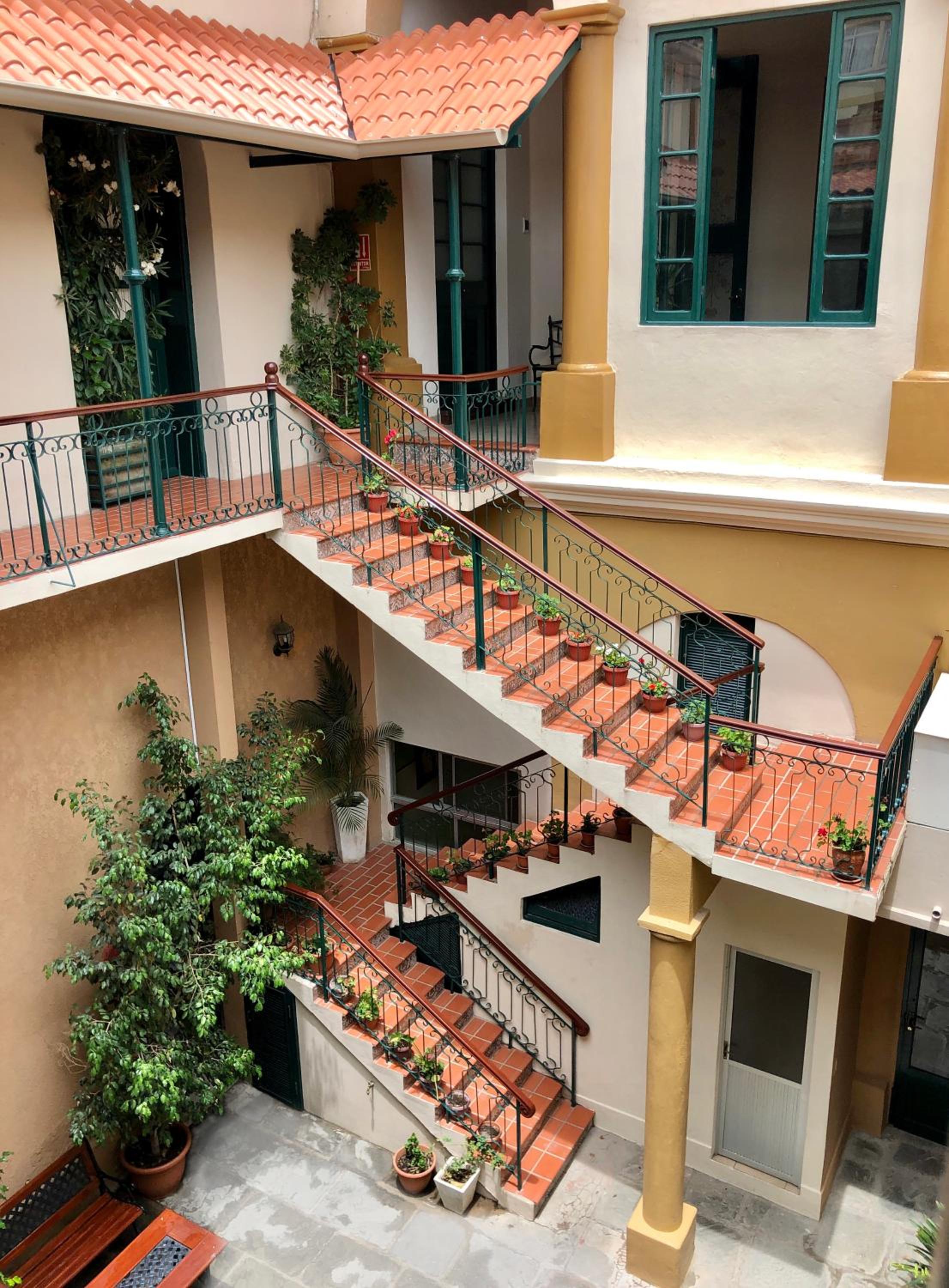 Deluxe Double Room with Balcony photo 3