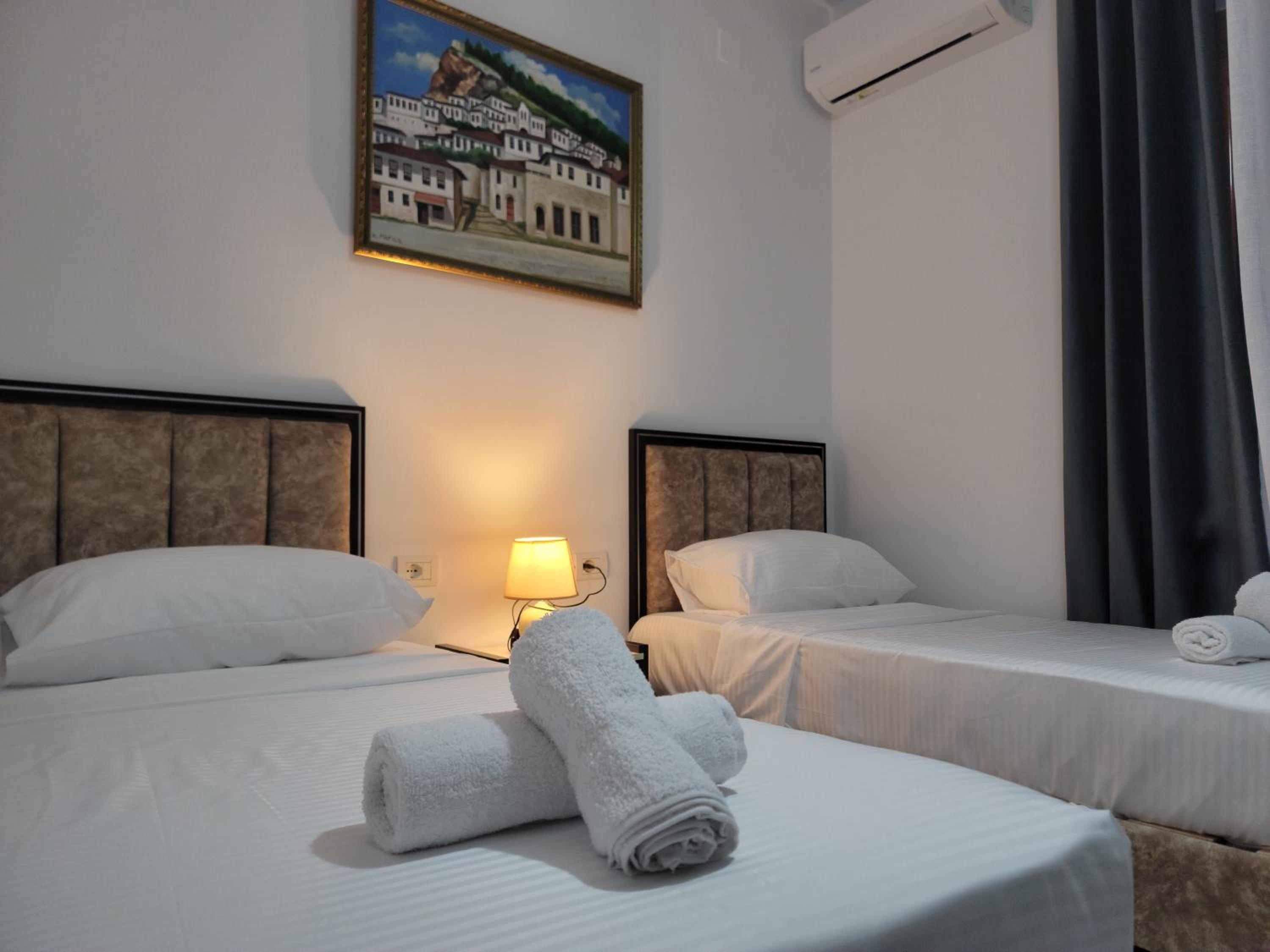 Twin Room with Private Bathroom