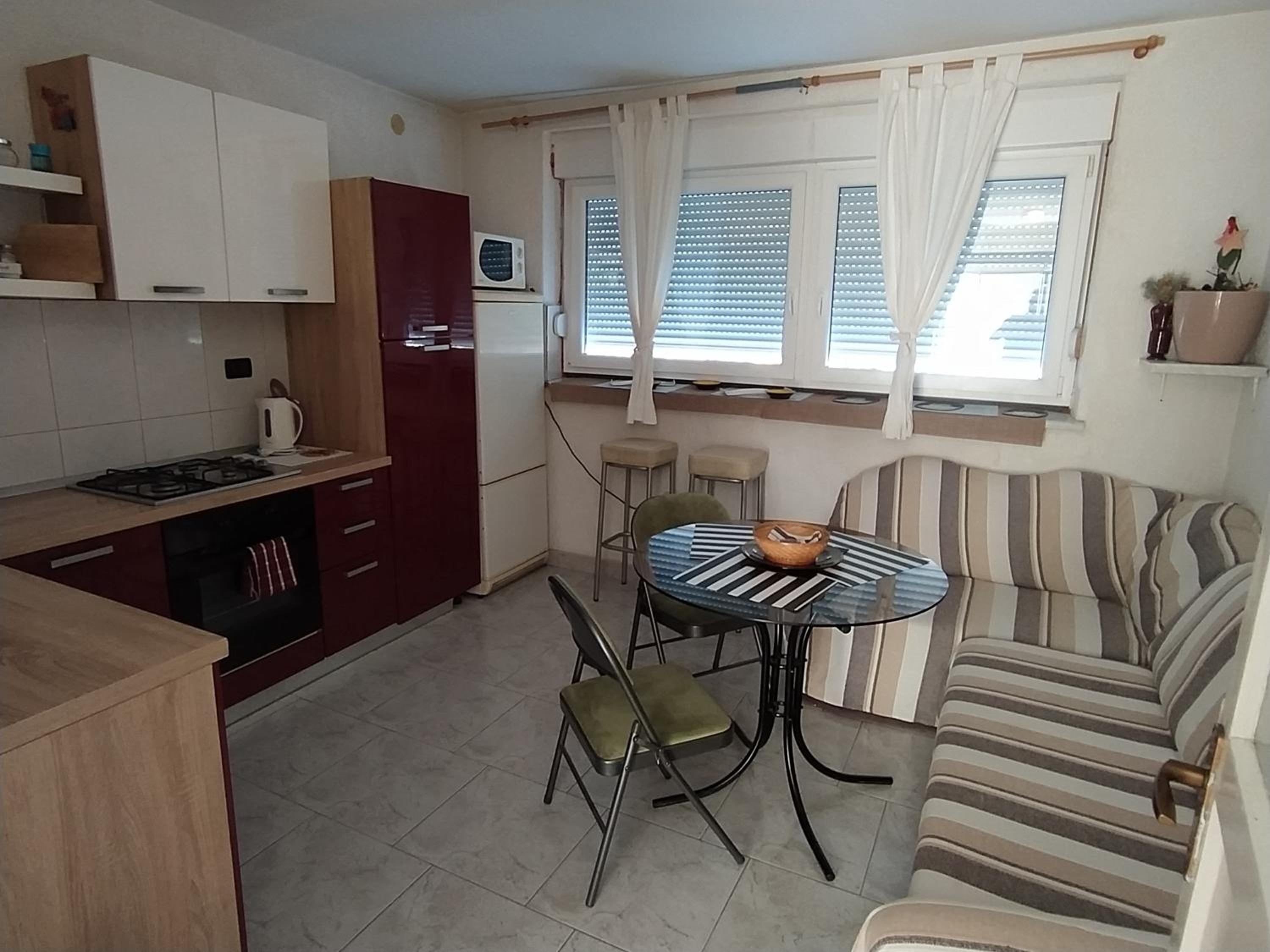 Apartment with Sea View - Photo 24
