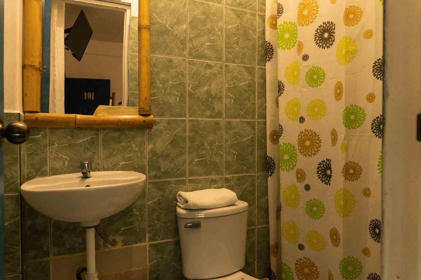 Triple Room with Private Bathroom photo 3