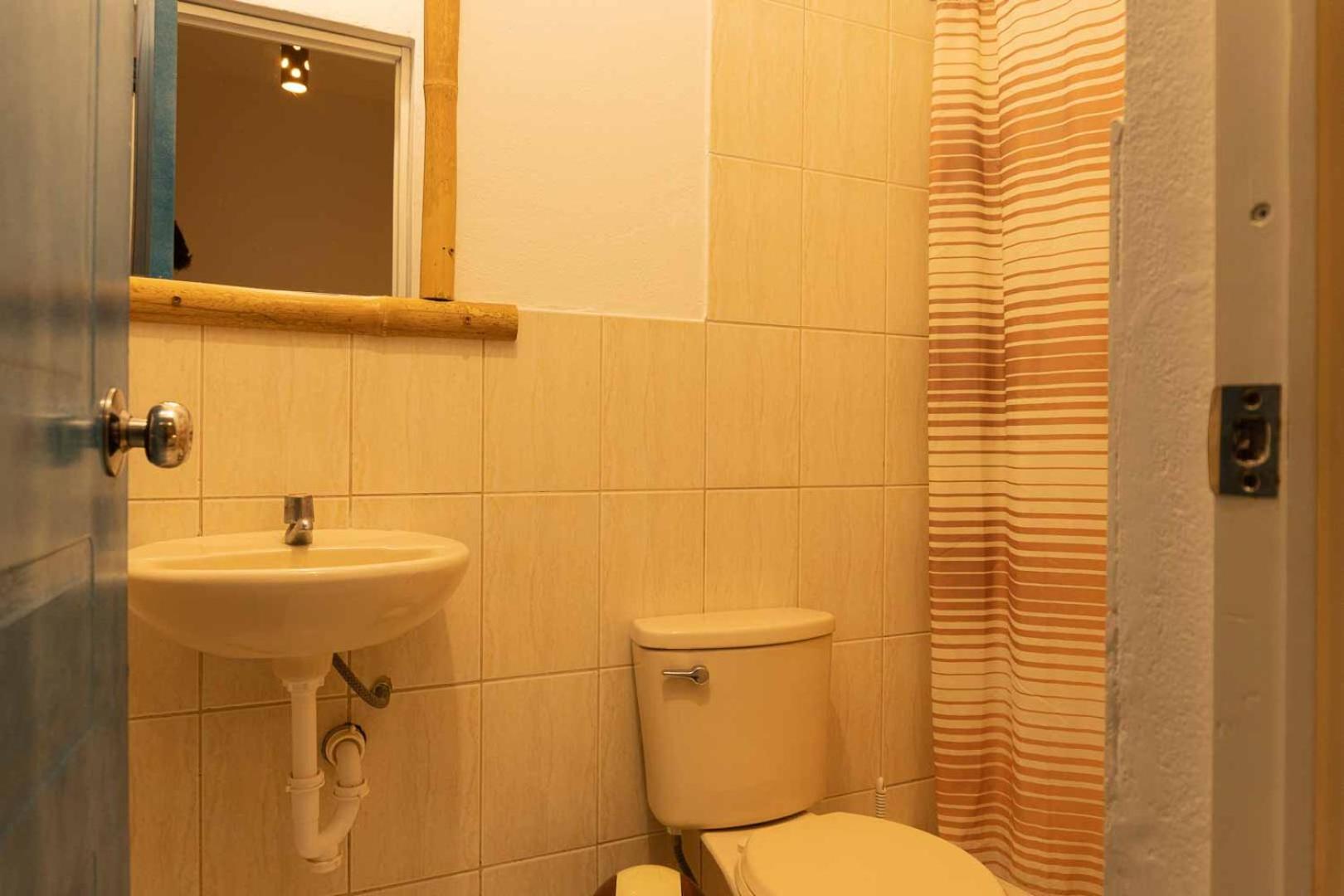Double Room with Private Bathroom photo 3