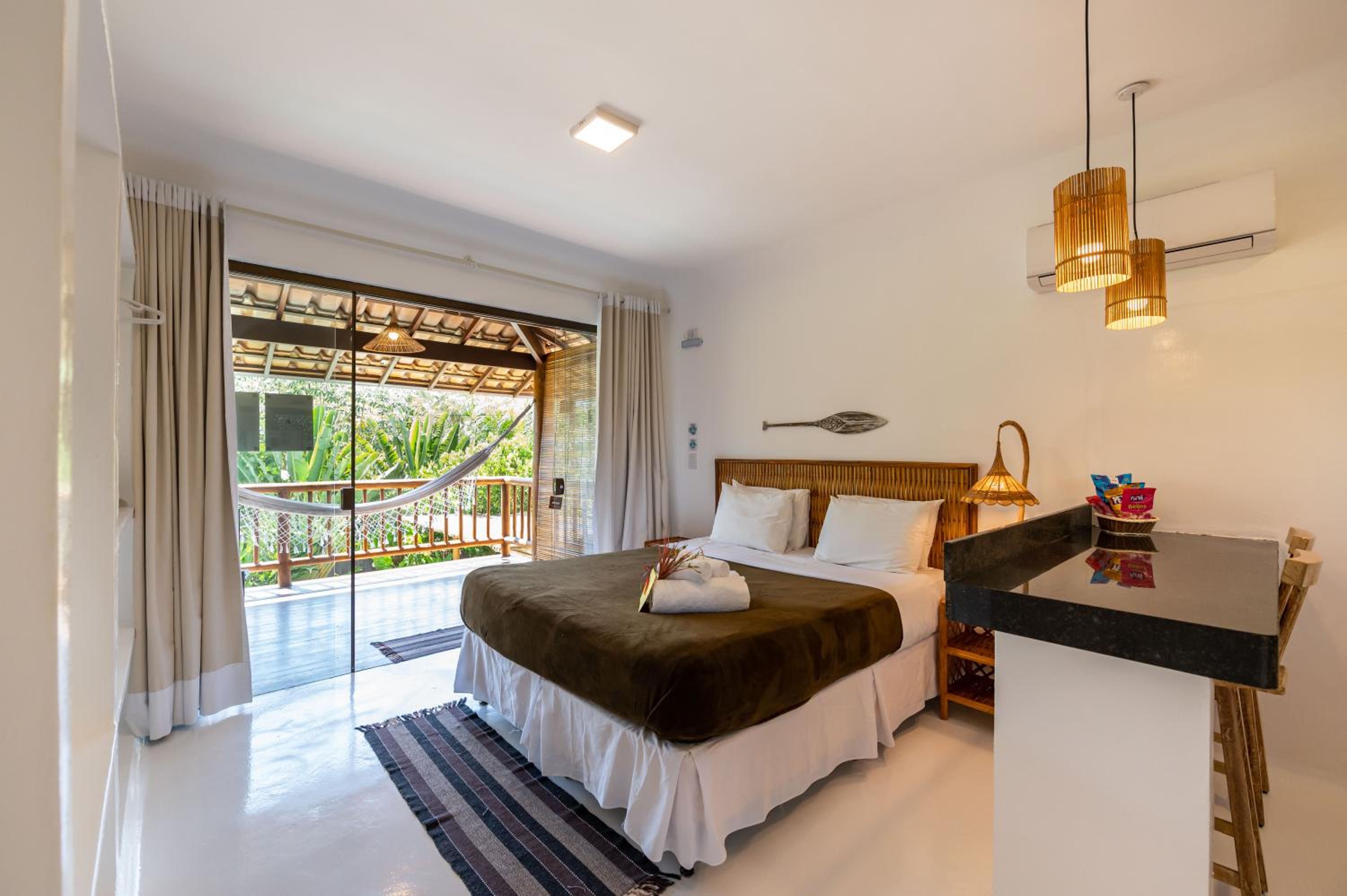 Double or Twin Room with Sea View photo 3