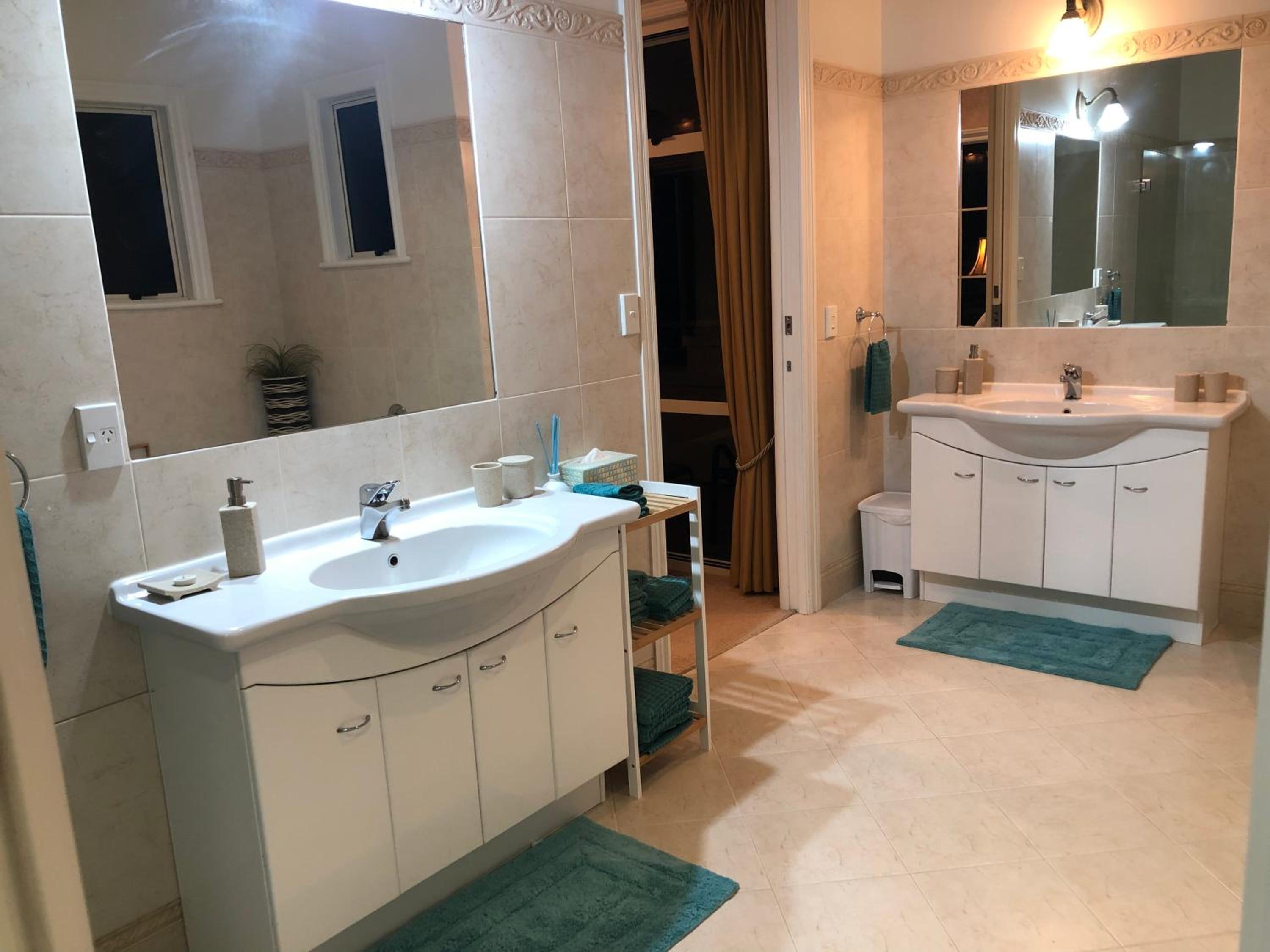 Suite with Mountain View photo 2