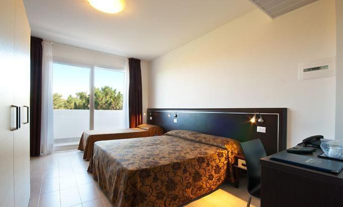 Deluxe Triple Room - Photo 6